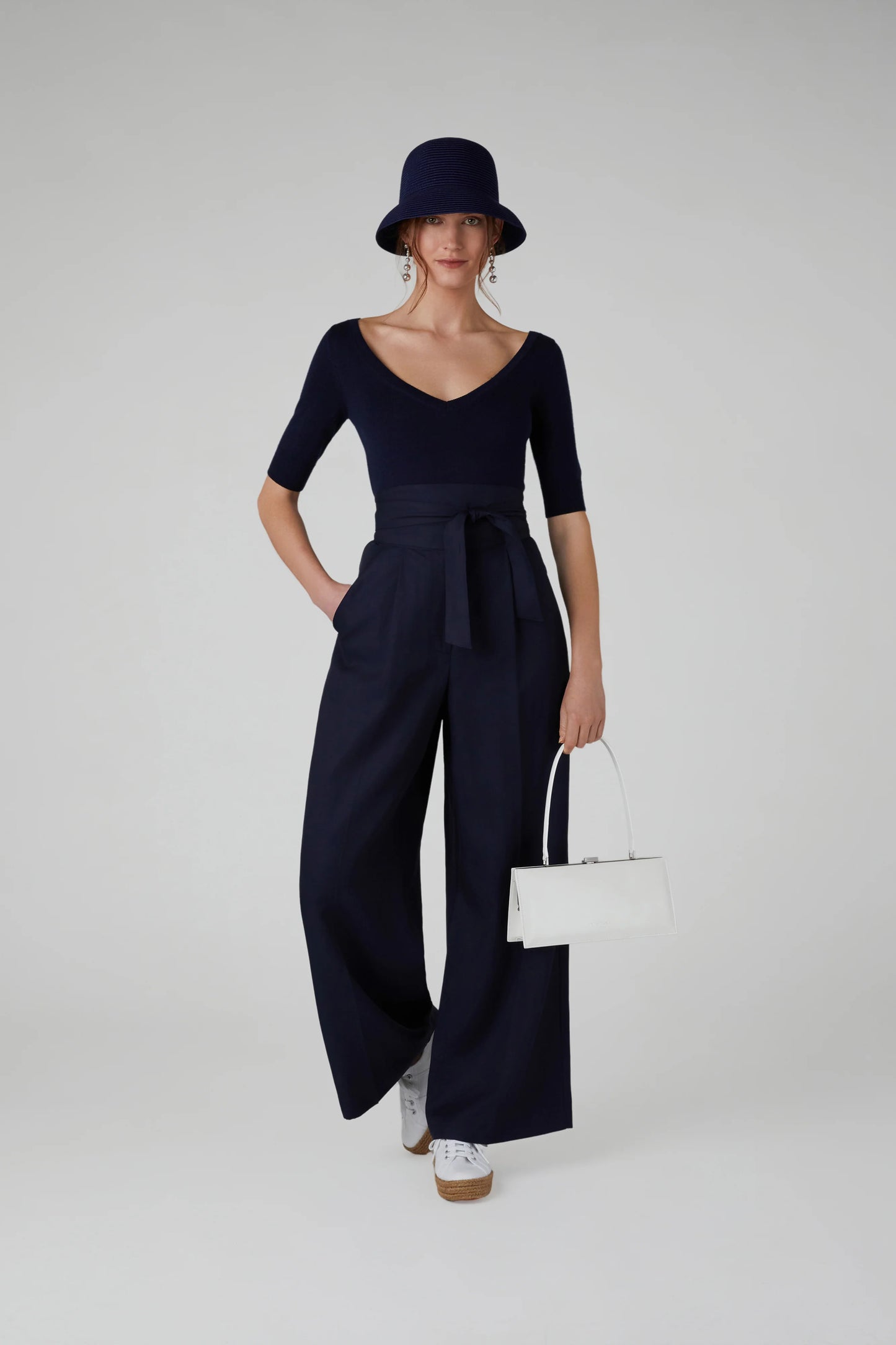 Jasper Conran "Hannah" Wide Leg Linen Blend Trouser in Navy