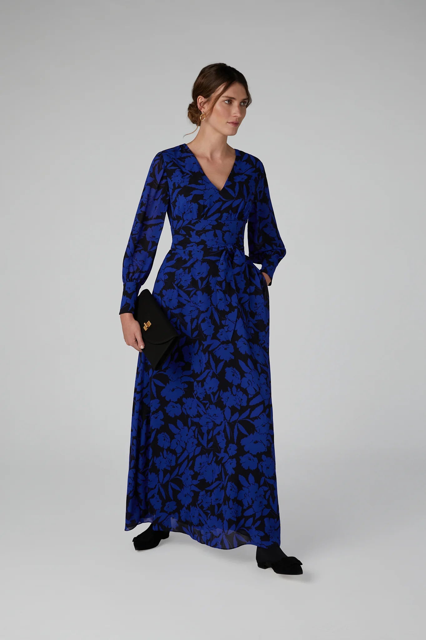 Ira Printed Georgette Maxi V Neck Dress in Blue – Destiny