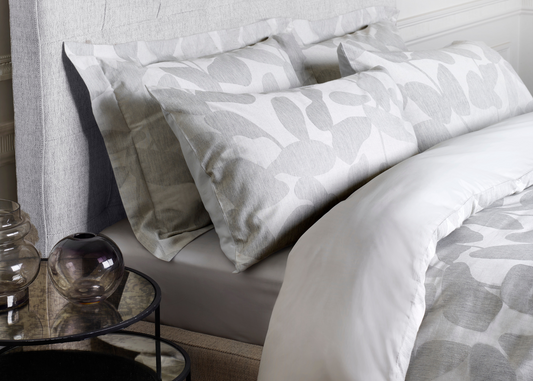 Jasper Conran "Abstract Leaf" Duvet Cover Set in Melange Grey