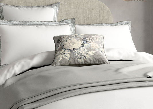 Bedeck of Belfast "Astrid" Duvet Cover and Oxford Pillowcase in White/Silver