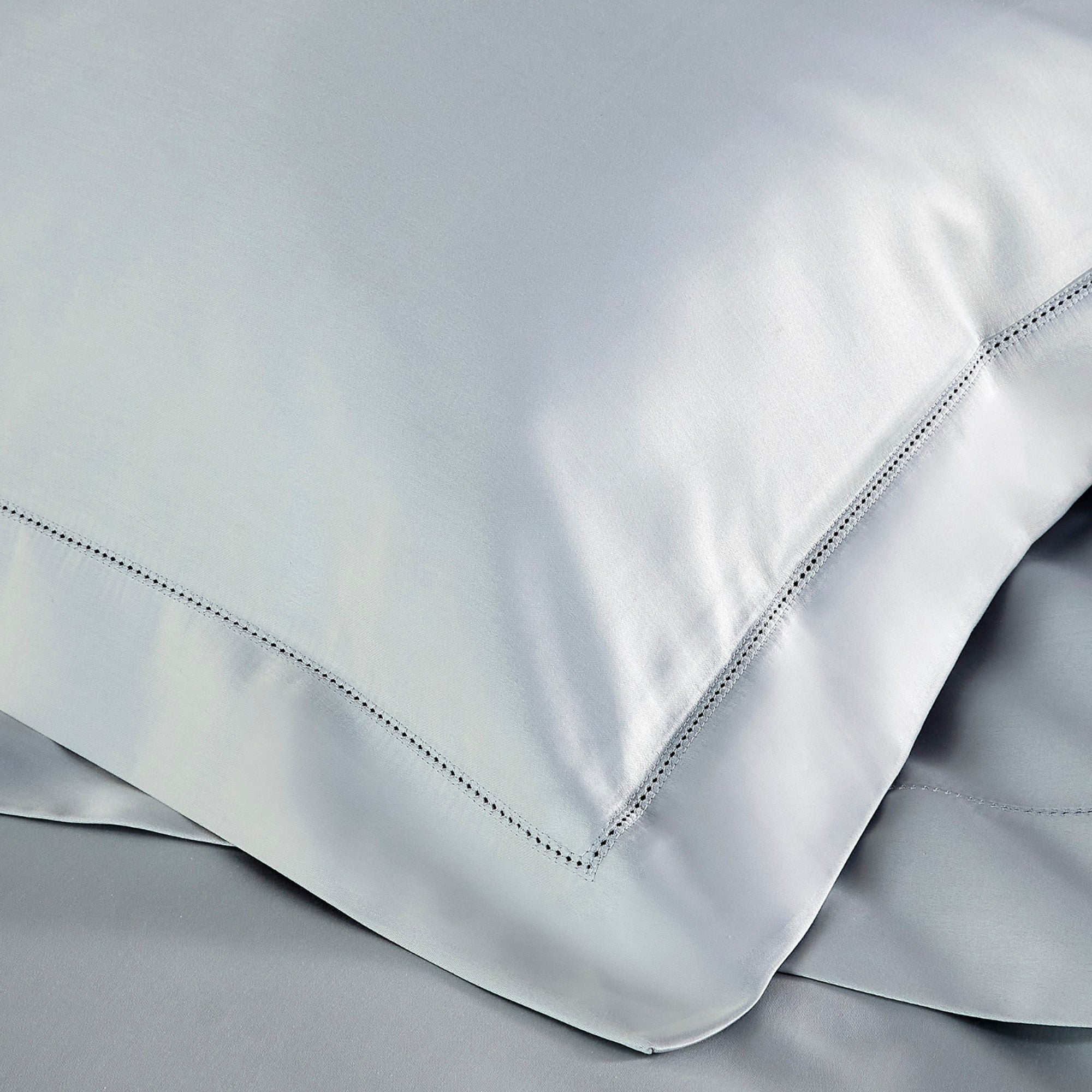 900 TC Pillowcase in Silver