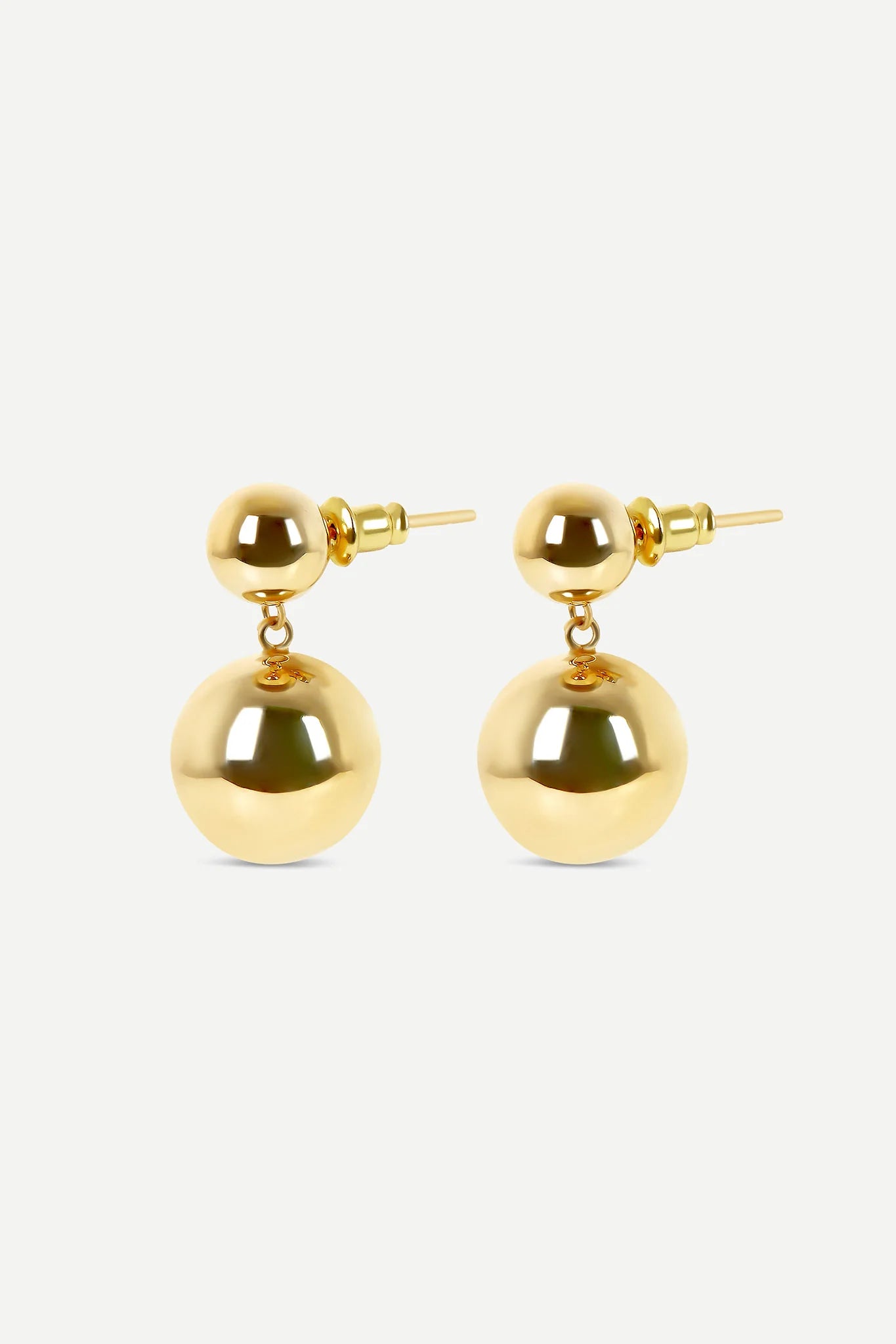 Gwendolyn Short Ball Earrings in Gold