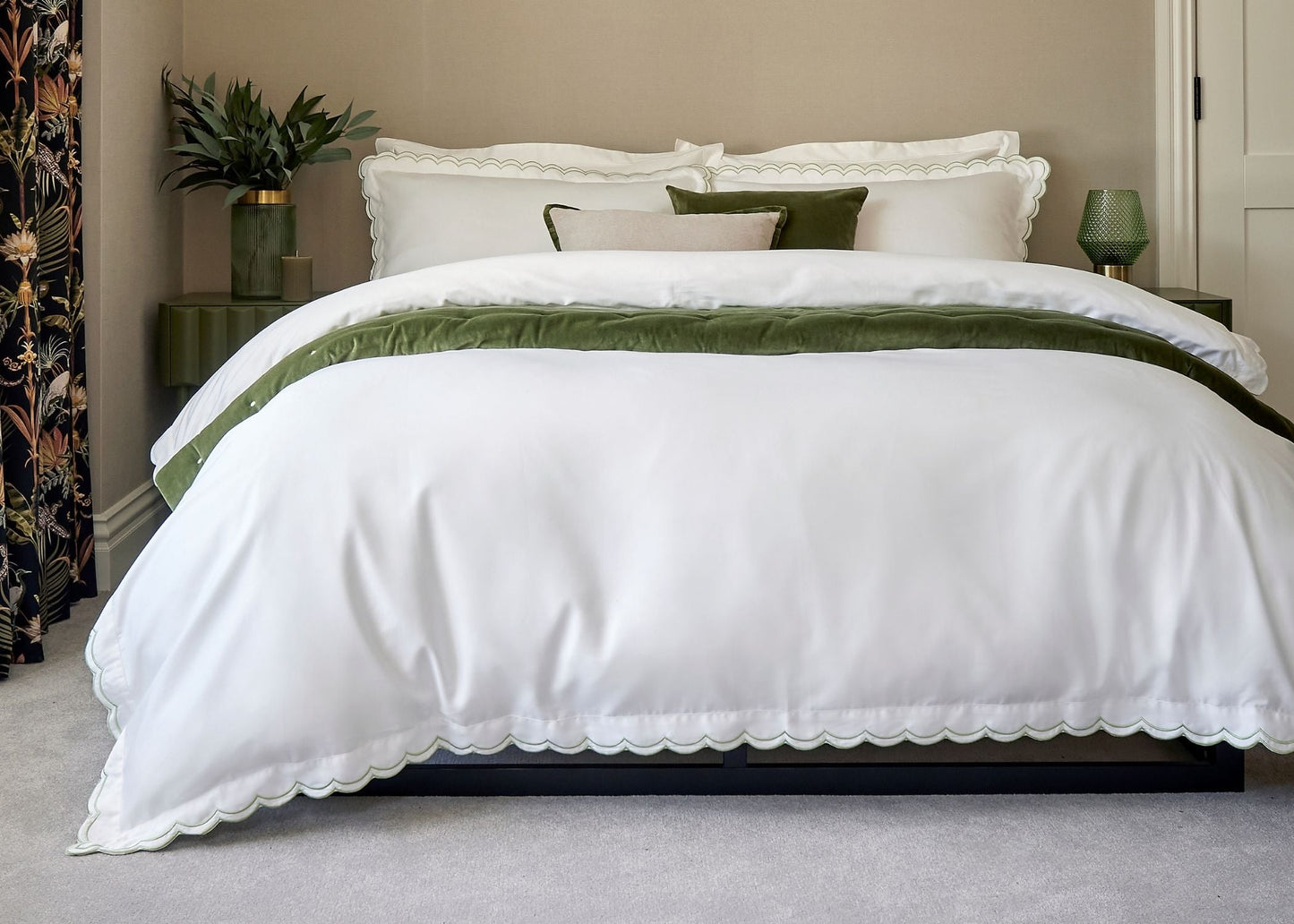 Christy "Scallop Edge" Duvet Cover Sets in Matcha