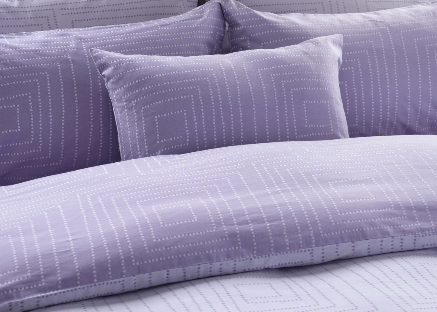 Jasper Conran "Dot to Dot" Jacquard Duvet Cover Set in Lavender