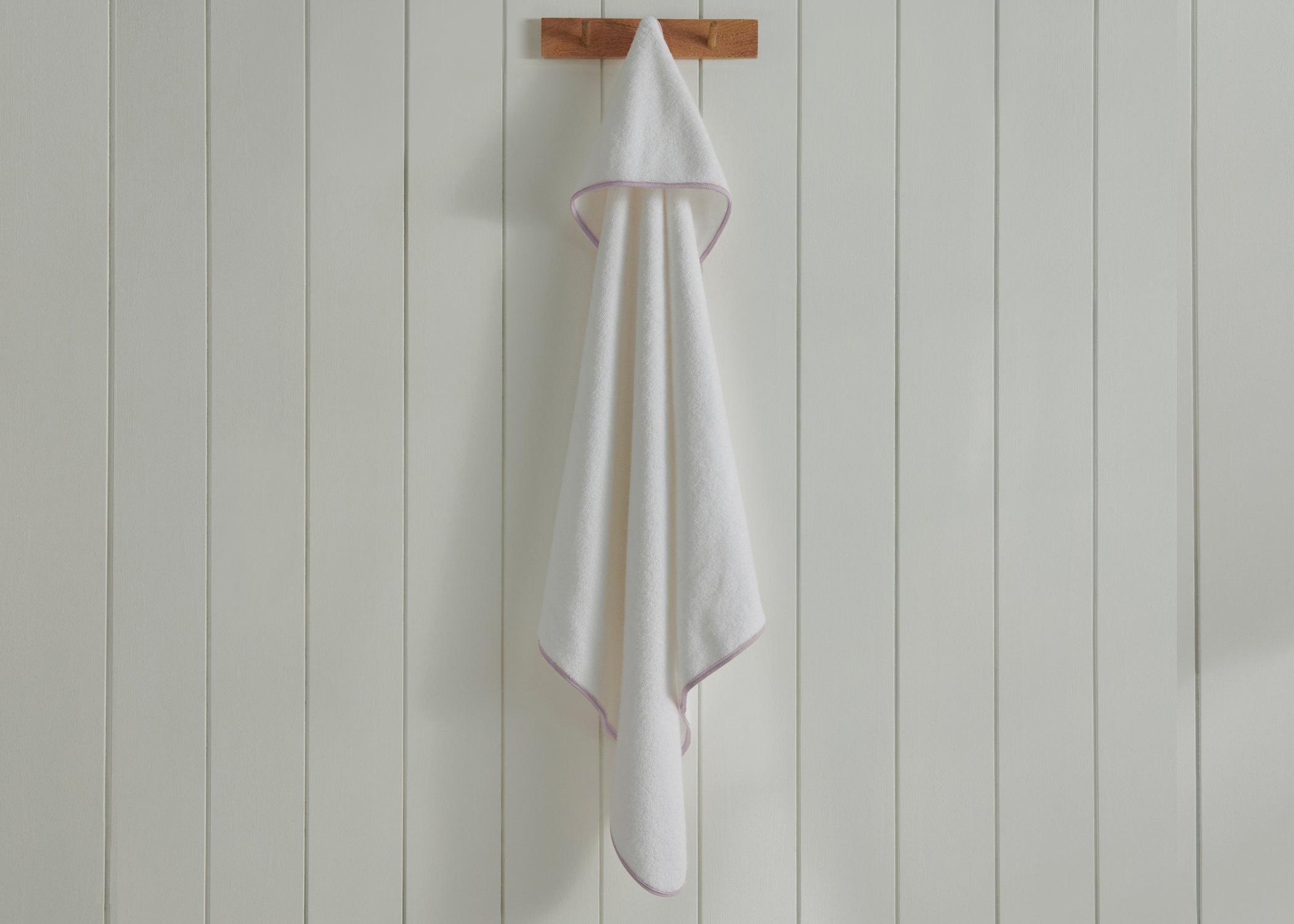 Christy "Mini Hooded" Bath Towel in White with Pink Trim