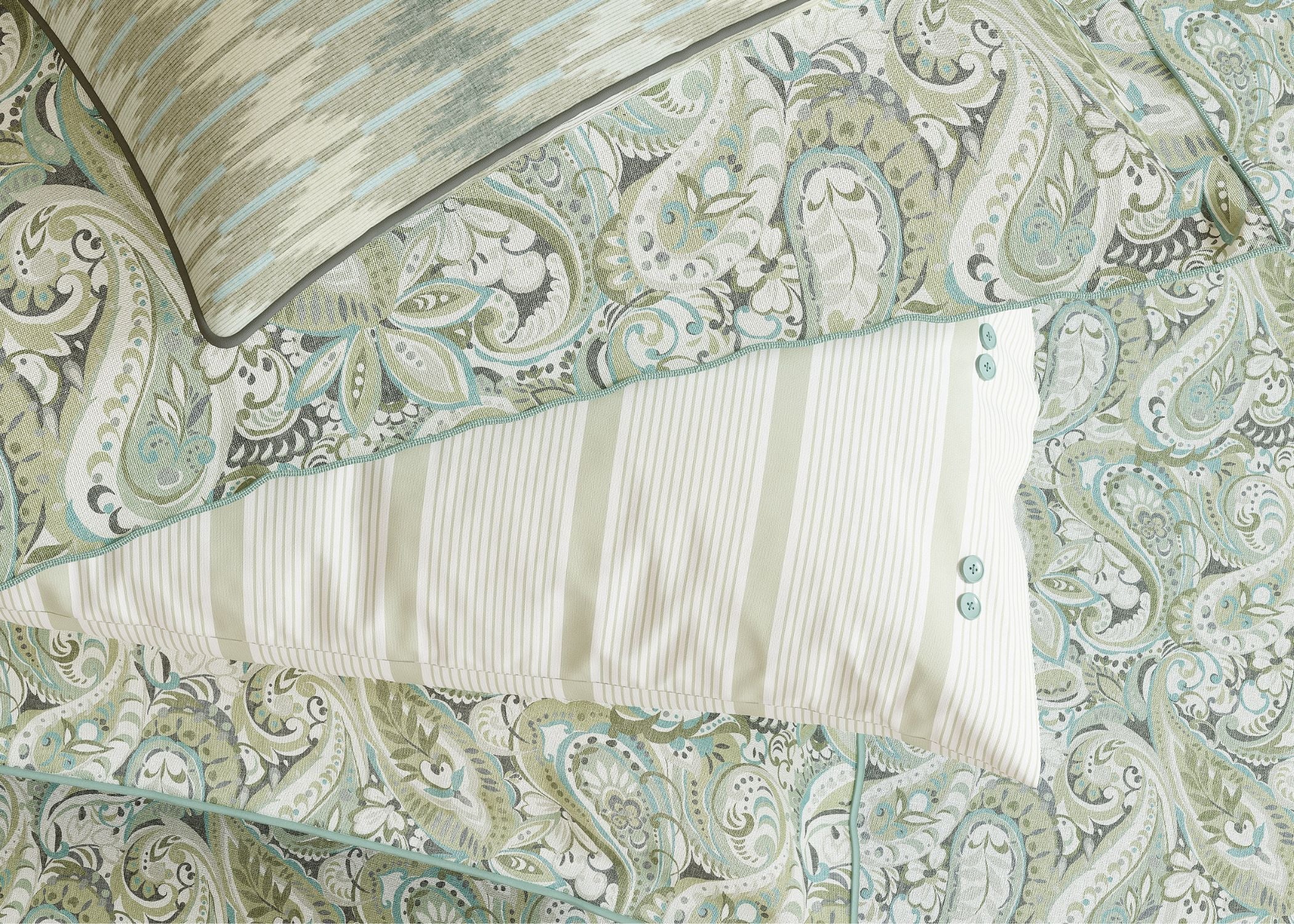 Bedeck of Belfast "Alessie" Duvet Cover and Oxford Pillowcase in Green