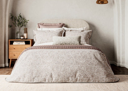 Bedeck of Belfast " Avita Tuberose" Duvet Cover in Silver