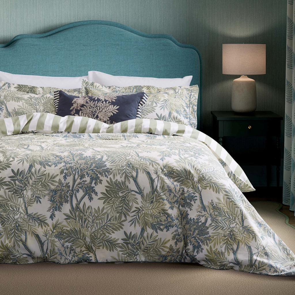 Tapestry Duvet Cover Set in Blue