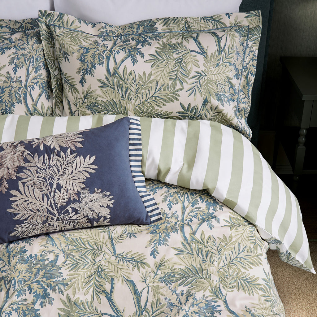 Tapestry Duvet Cover Set in Blue
