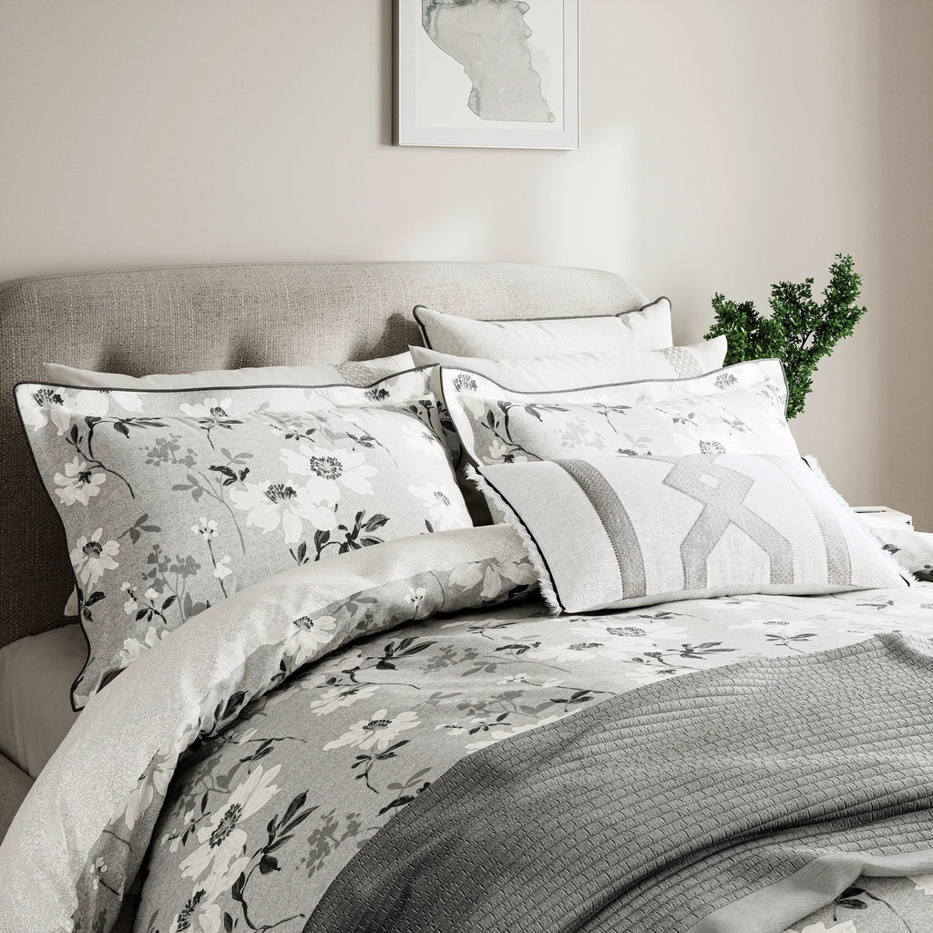 Sefa Duvet Cover Set in Silver