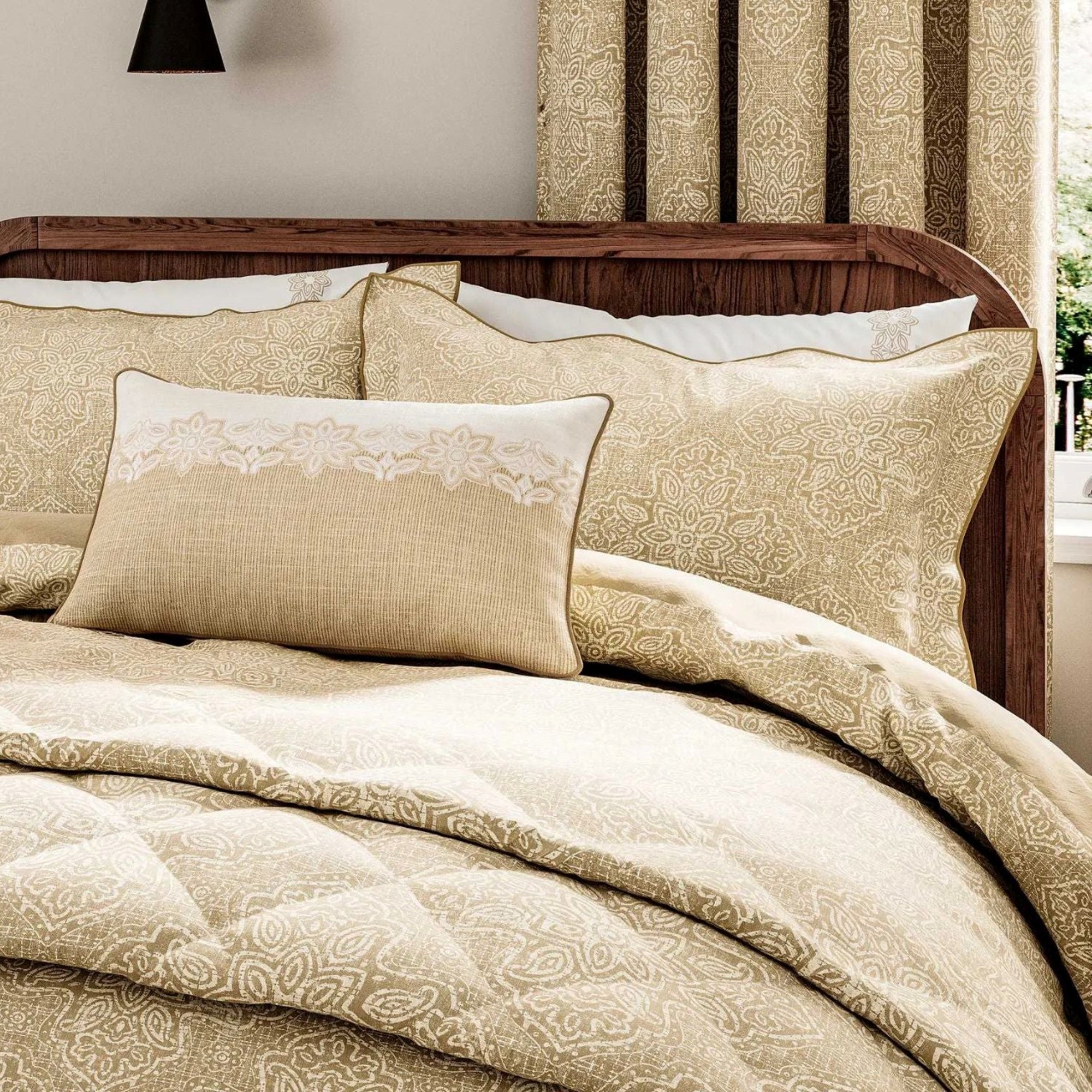 Layla Duvet Cover Set in Soft Gold
