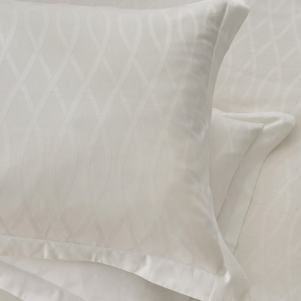 Ravello Duvet Cover Set in Chalk