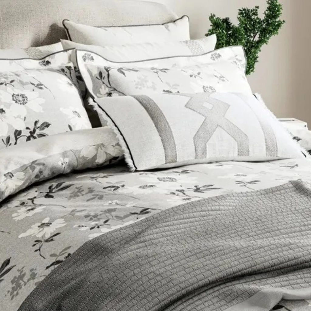 Sefa Quilted Throw in Silver