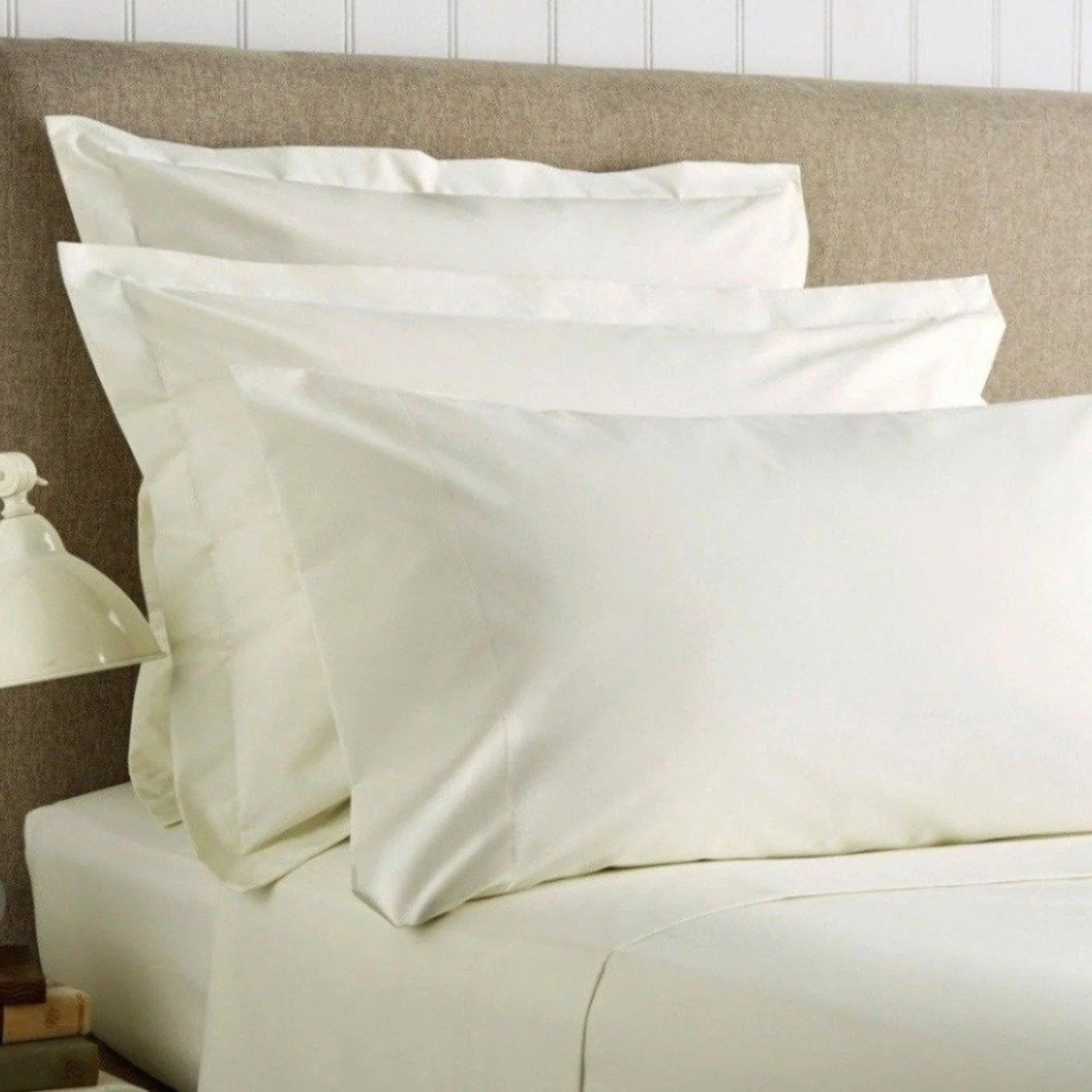 Christy "400 TC Sateen" Plain Dyed Sheets in Ivory (cream)