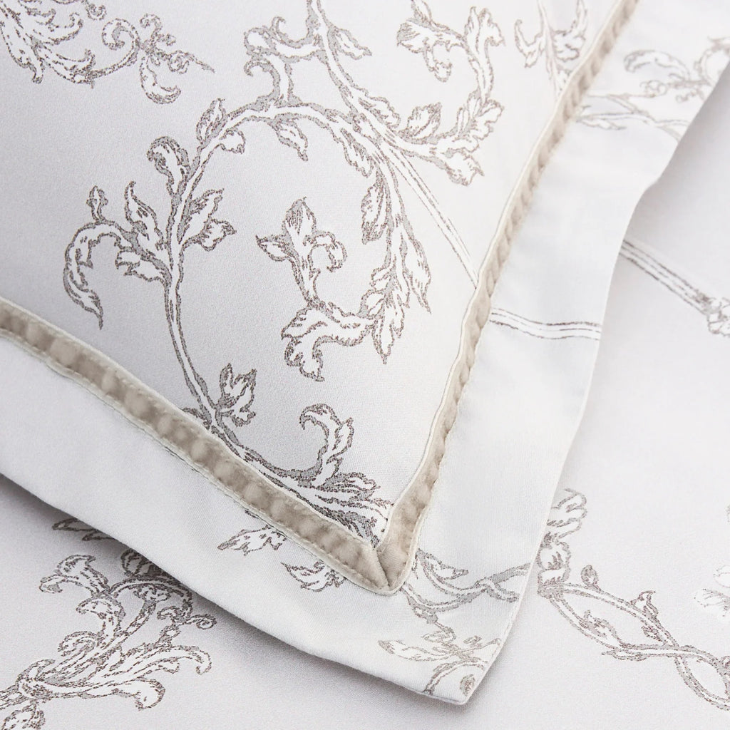 Ambroise Oyster Comforter & Sheet Set in Cream/Silver