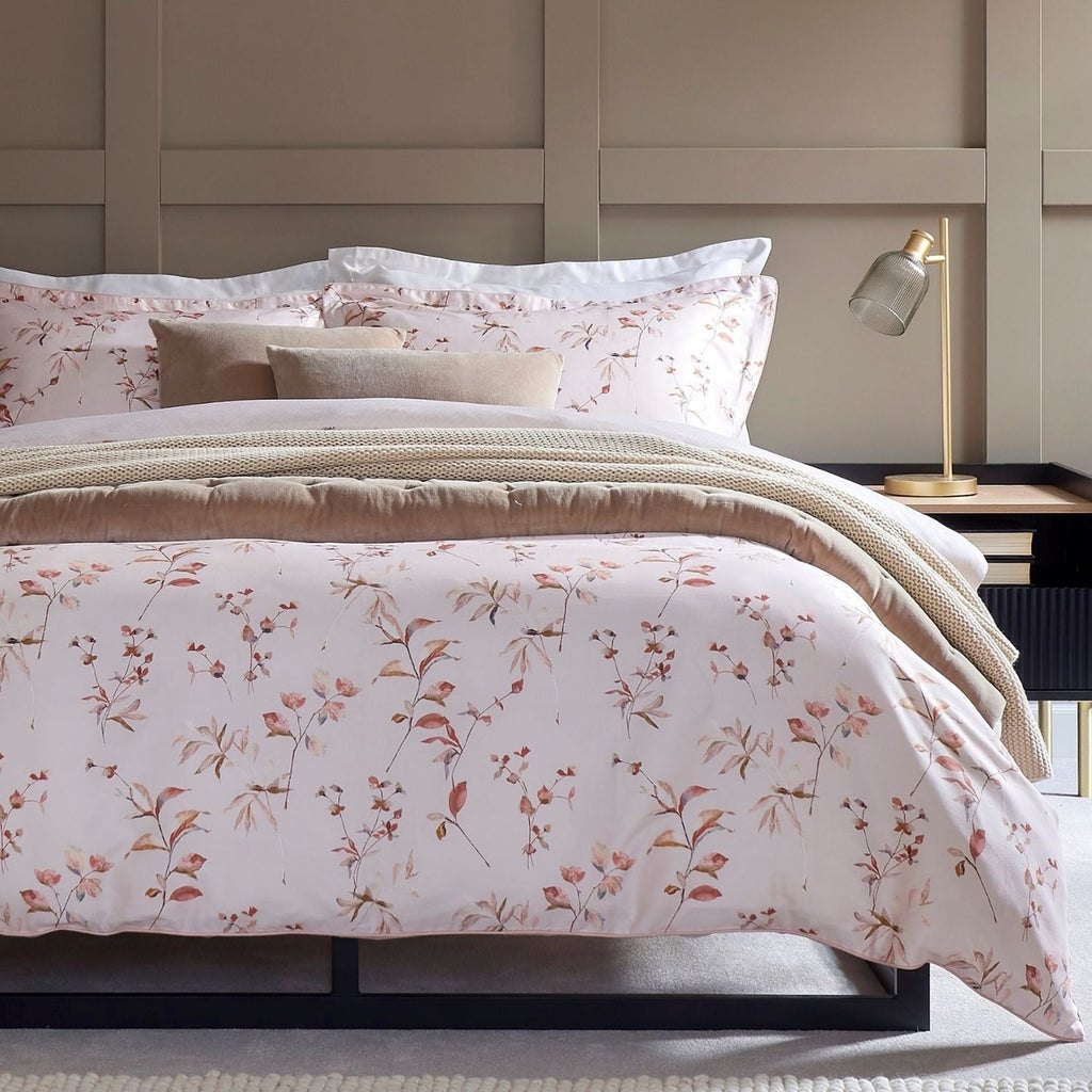 Hampton Filled Cushion in Rose