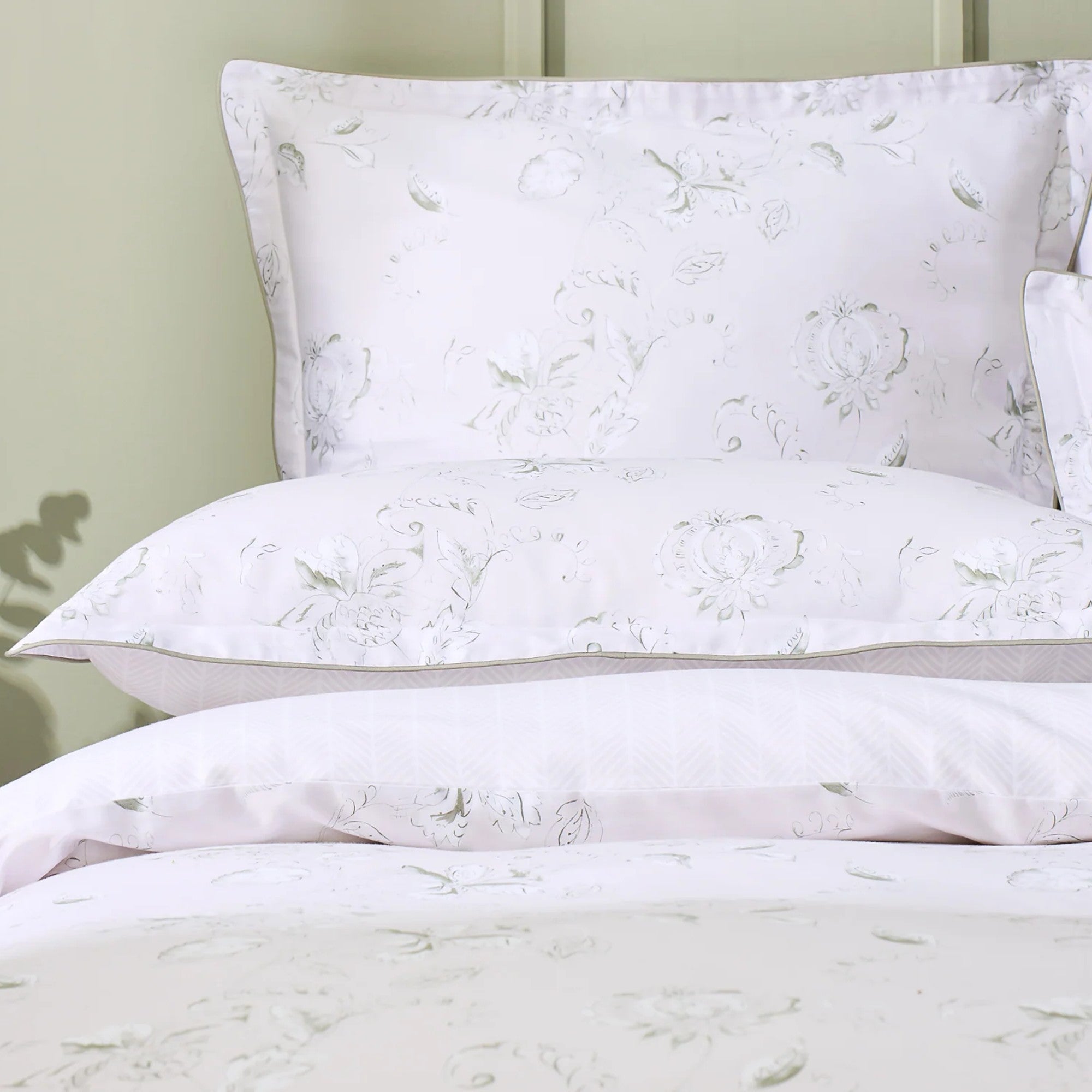 Hatton Comforter & Sheet Set in Sage