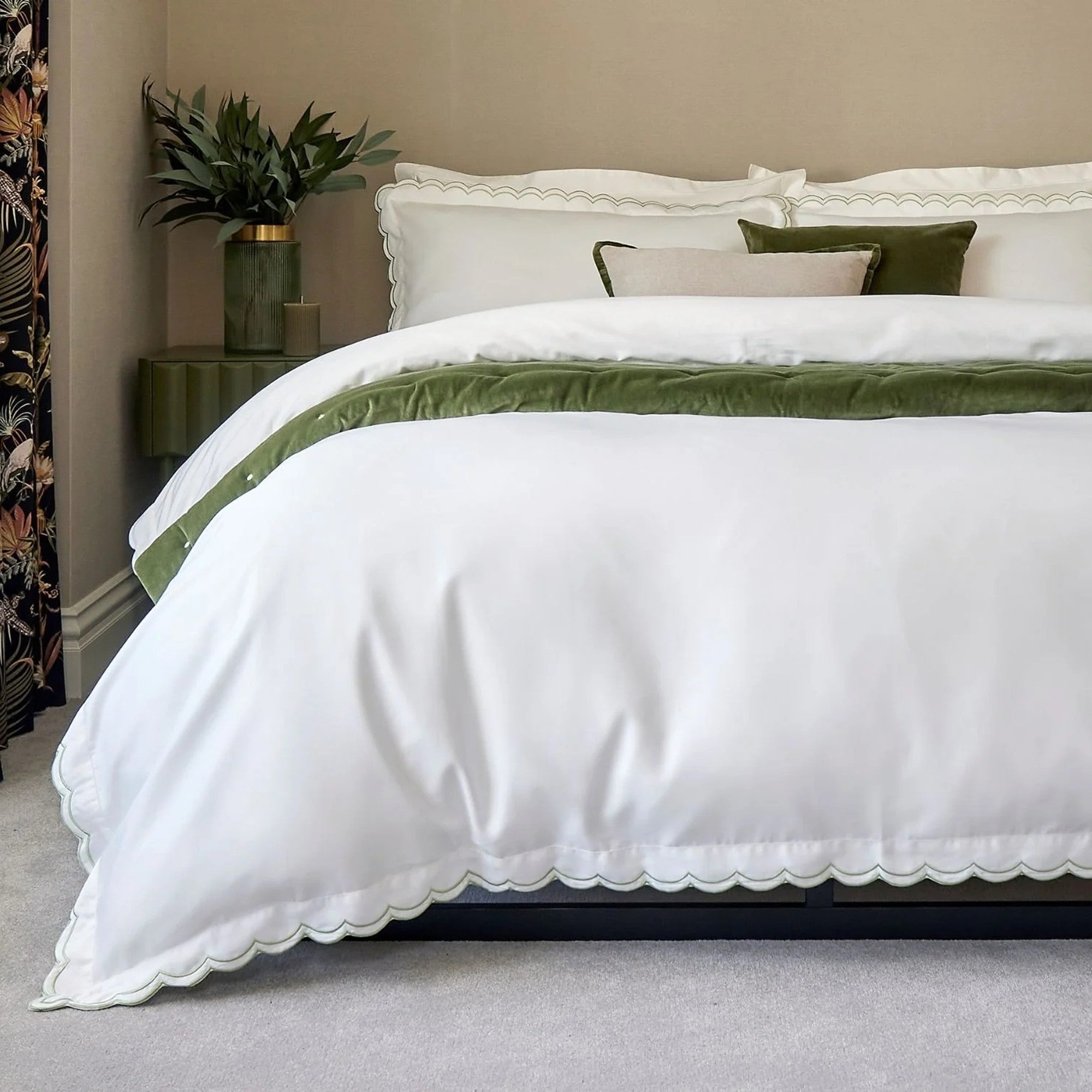 Scallop Edge Duvet Cover Sets in Matcha