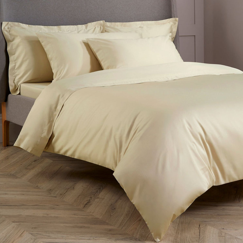 400 TC Sateen Plain Dyed Sheets in Colour Soft Gold