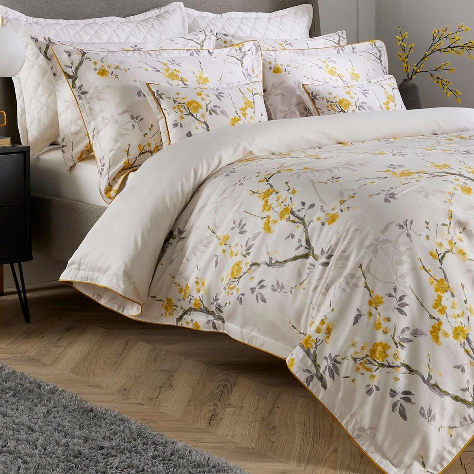 Chinoiserie Fitted Sheet in Ochre (Yellow)