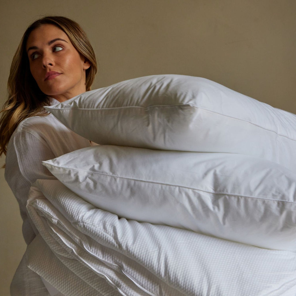 Essential Hollowfibre Filled Pair of Pillows 47 x 72cm