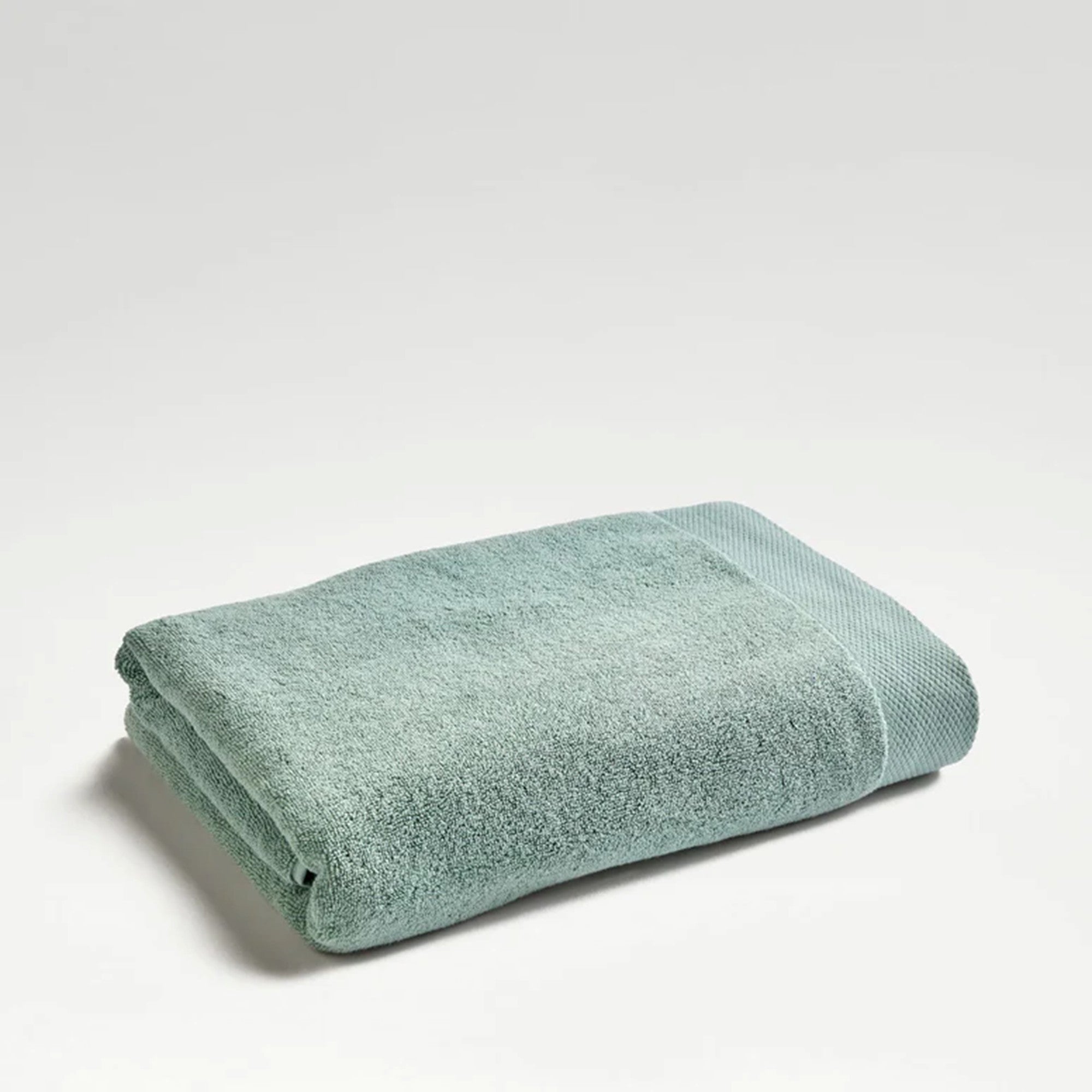 Luxe Bath Towels Collection in Surf Green