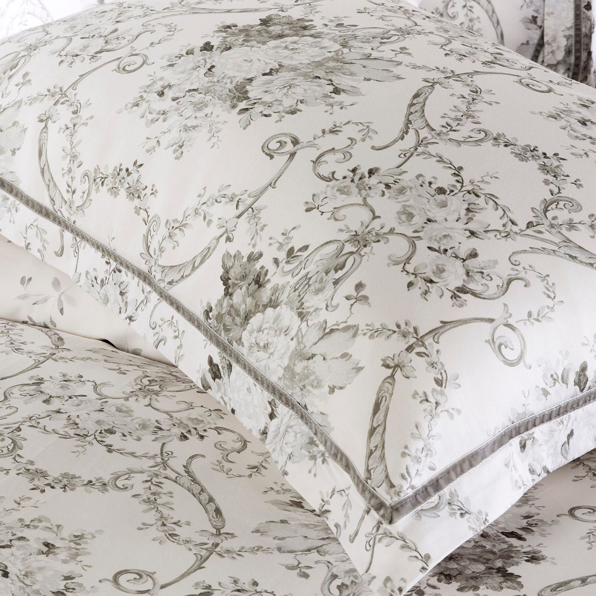 Paris Comforter & Sheet Sets in Silver