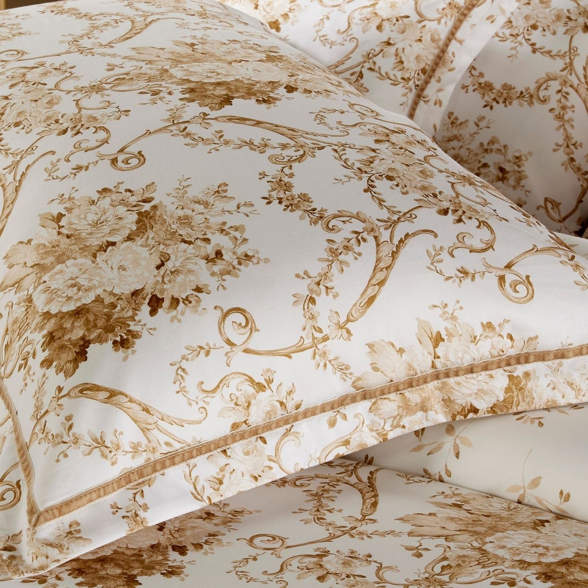 Paris Pillowcase in Bronze
