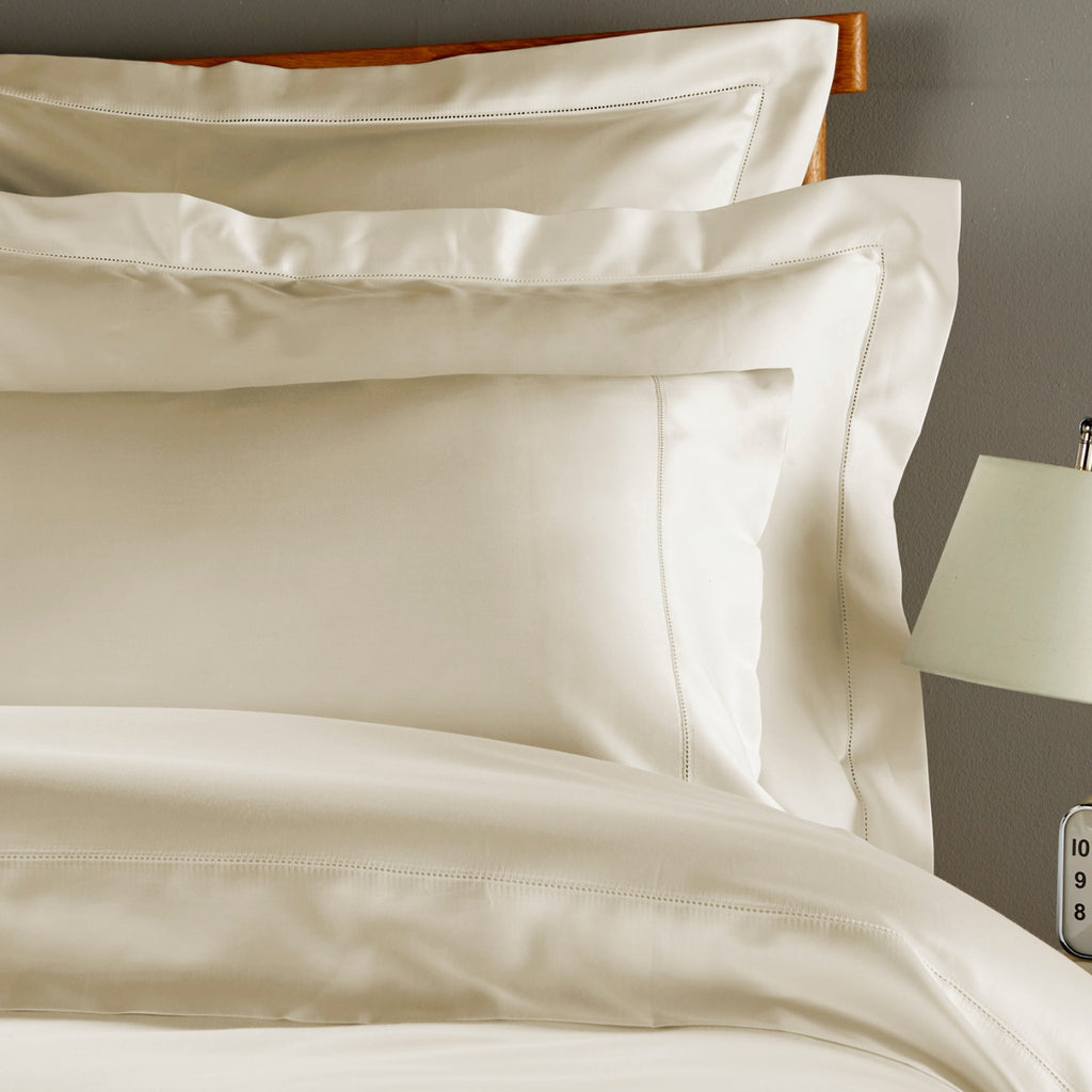 Premium 900 Thread Count Picot Bed Linen in Cream