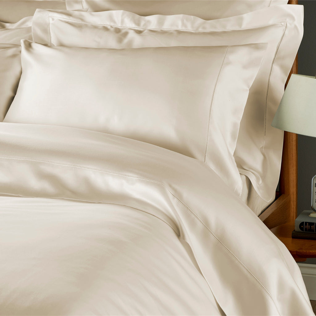 Premium 900 Thread Count Picot Bed Linen in Cream