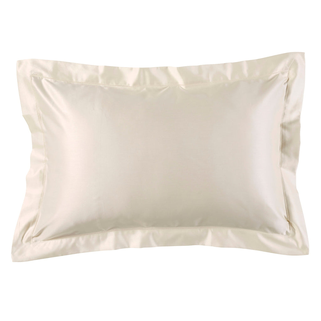 Premium 900 Thread Count Picot Bed Linen in Cream