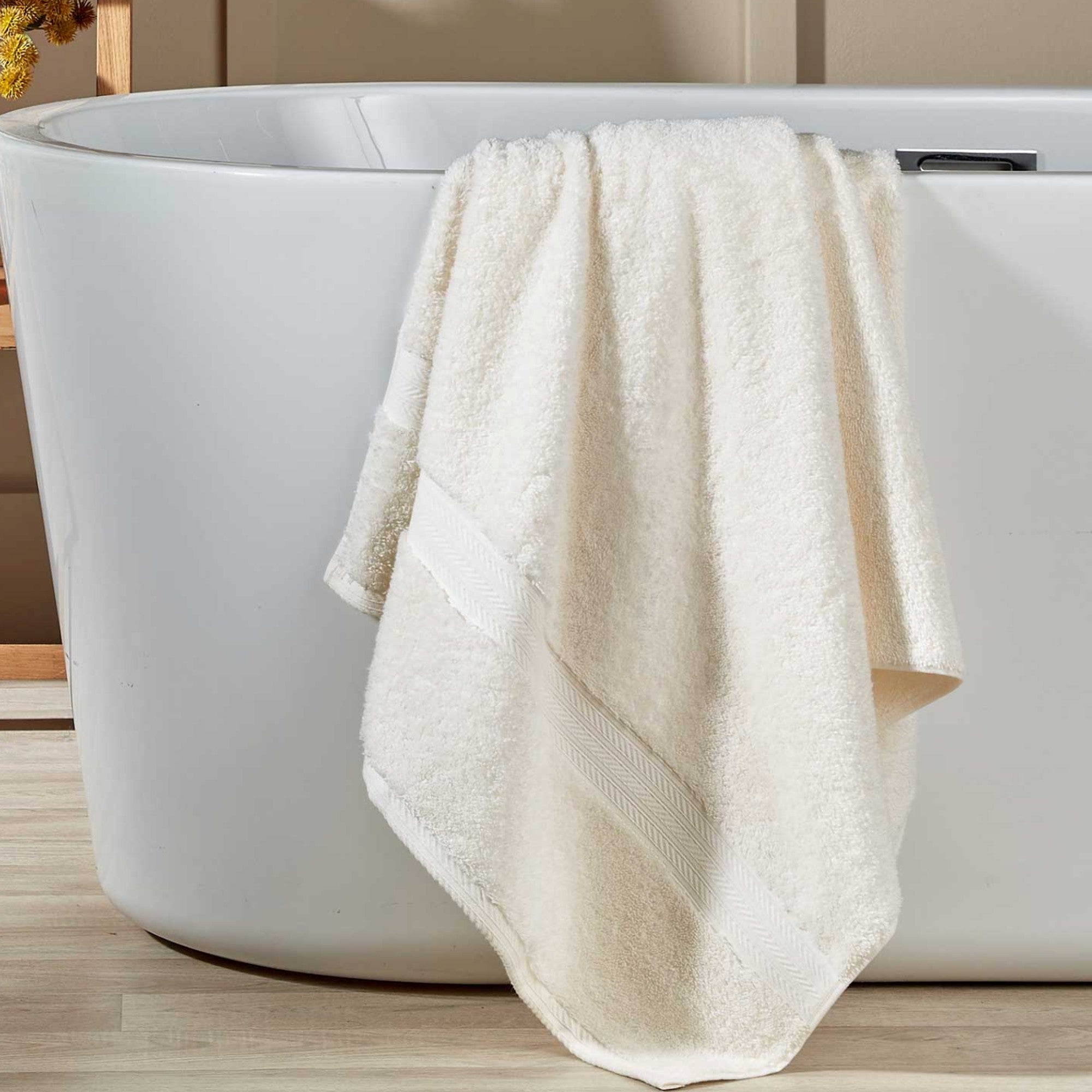 Renaissance Egyptian Cotton Towel Collection in Cream
