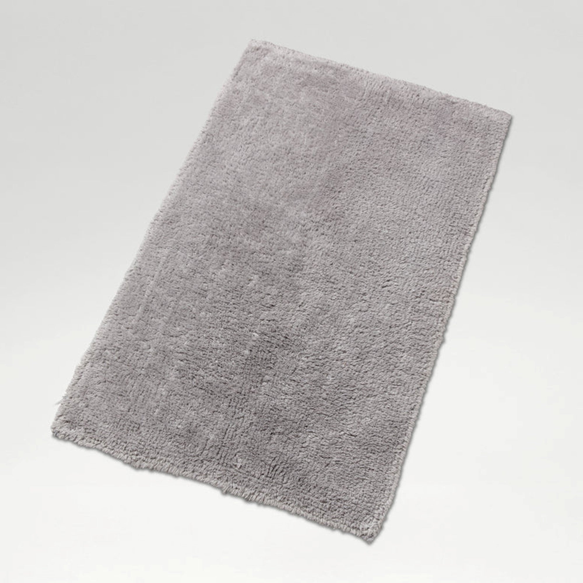 Reversible Bath Rug in Silver
