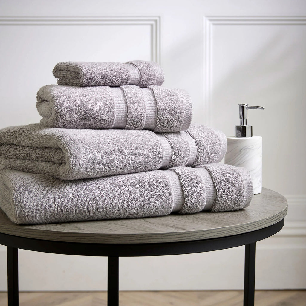 Signum Combed Cotton Bath Towels Collection in Dove Grey