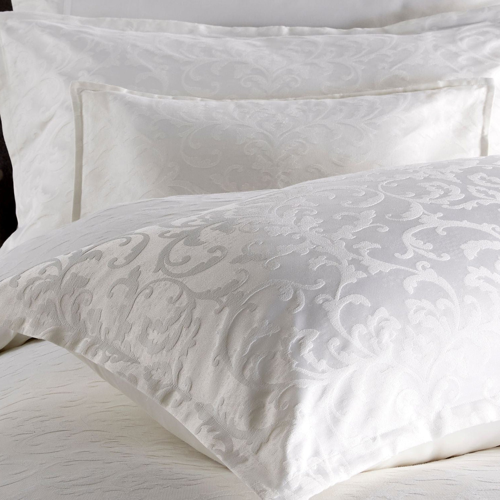 Venice Jacquard 11 Pcs Comforter Set in White