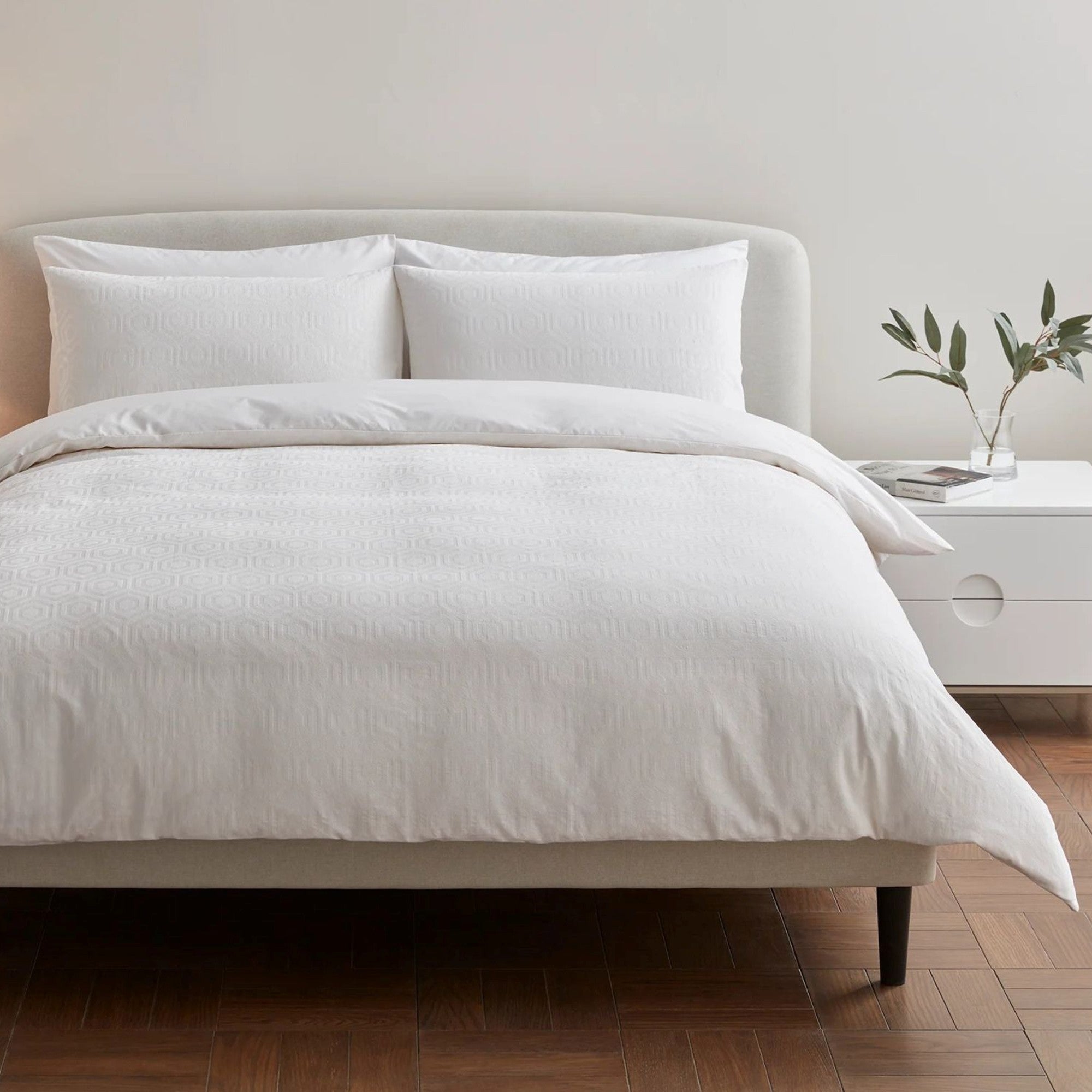 Hexagonal Duvet Cover Set in White