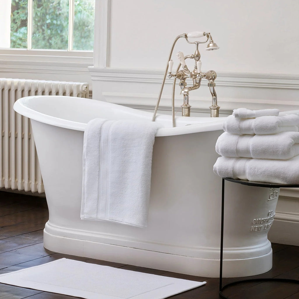 Zero Twist Cotton Bath Towels Collection in White
