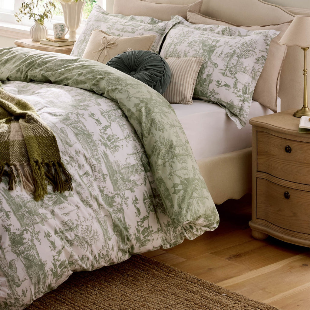 Braysmith Toile Duvet Cover Set in Olive Green