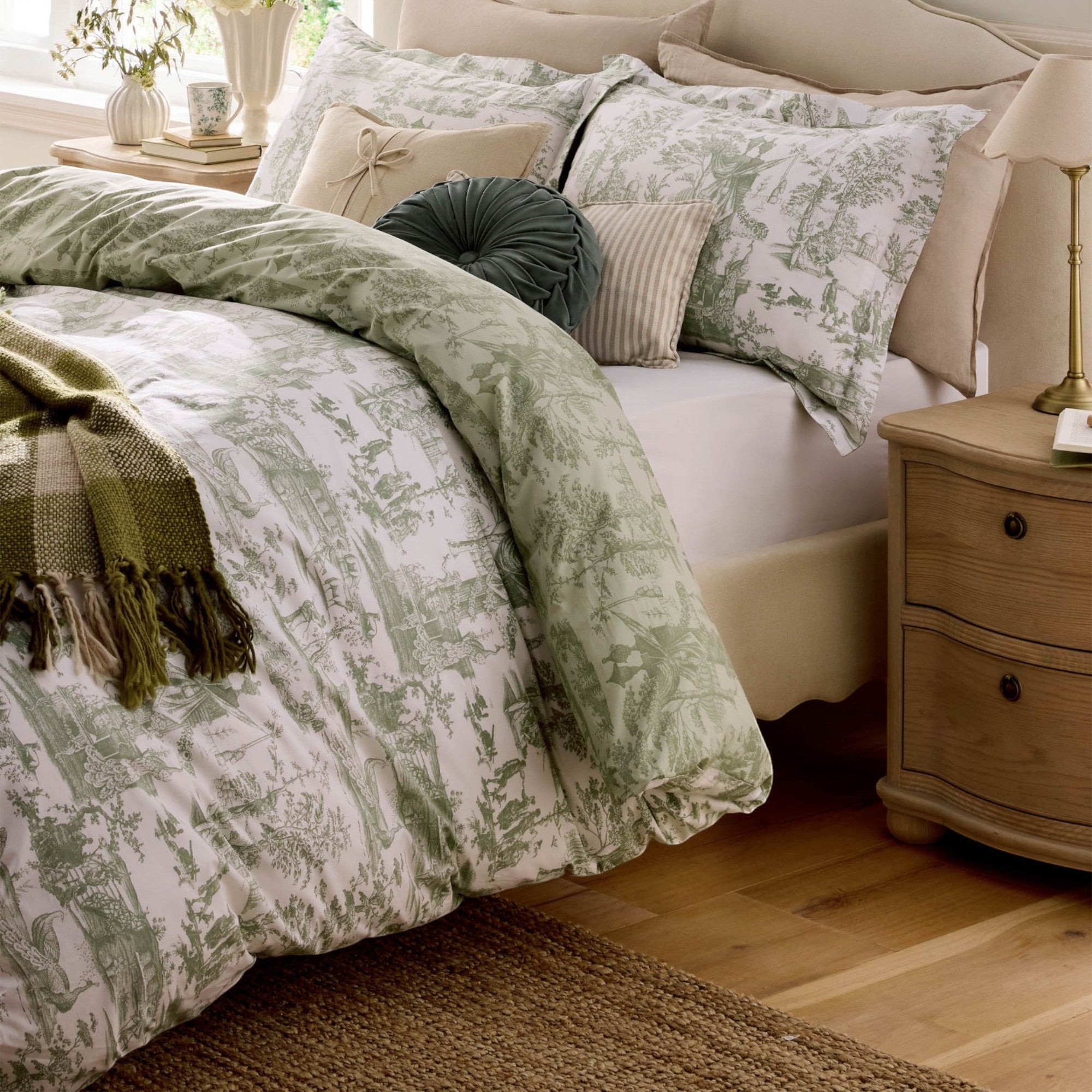 Braysmith Toile Duvet Cover Set in Olive Green