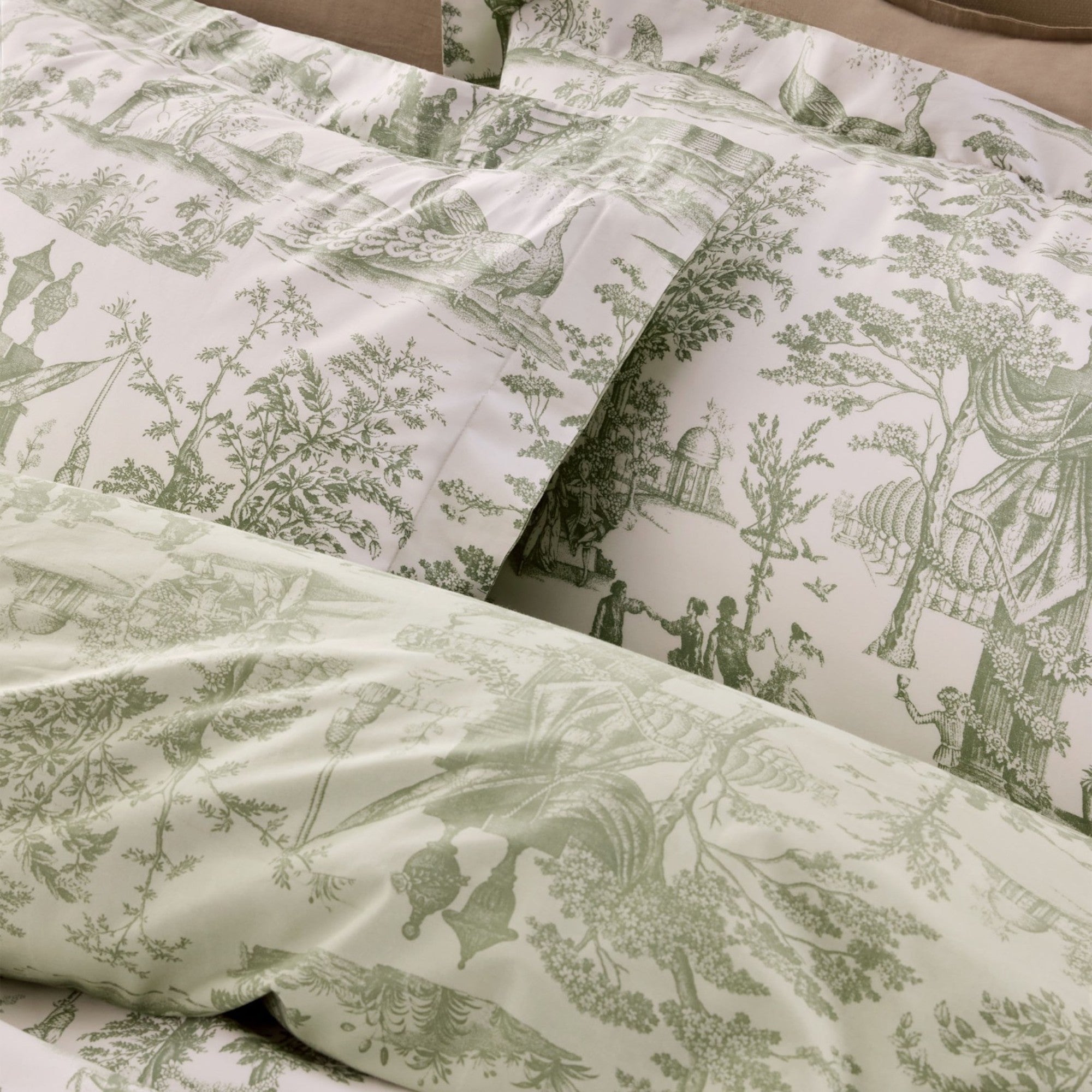 Braysmith Toile Duvet Cover Set in Olive Green