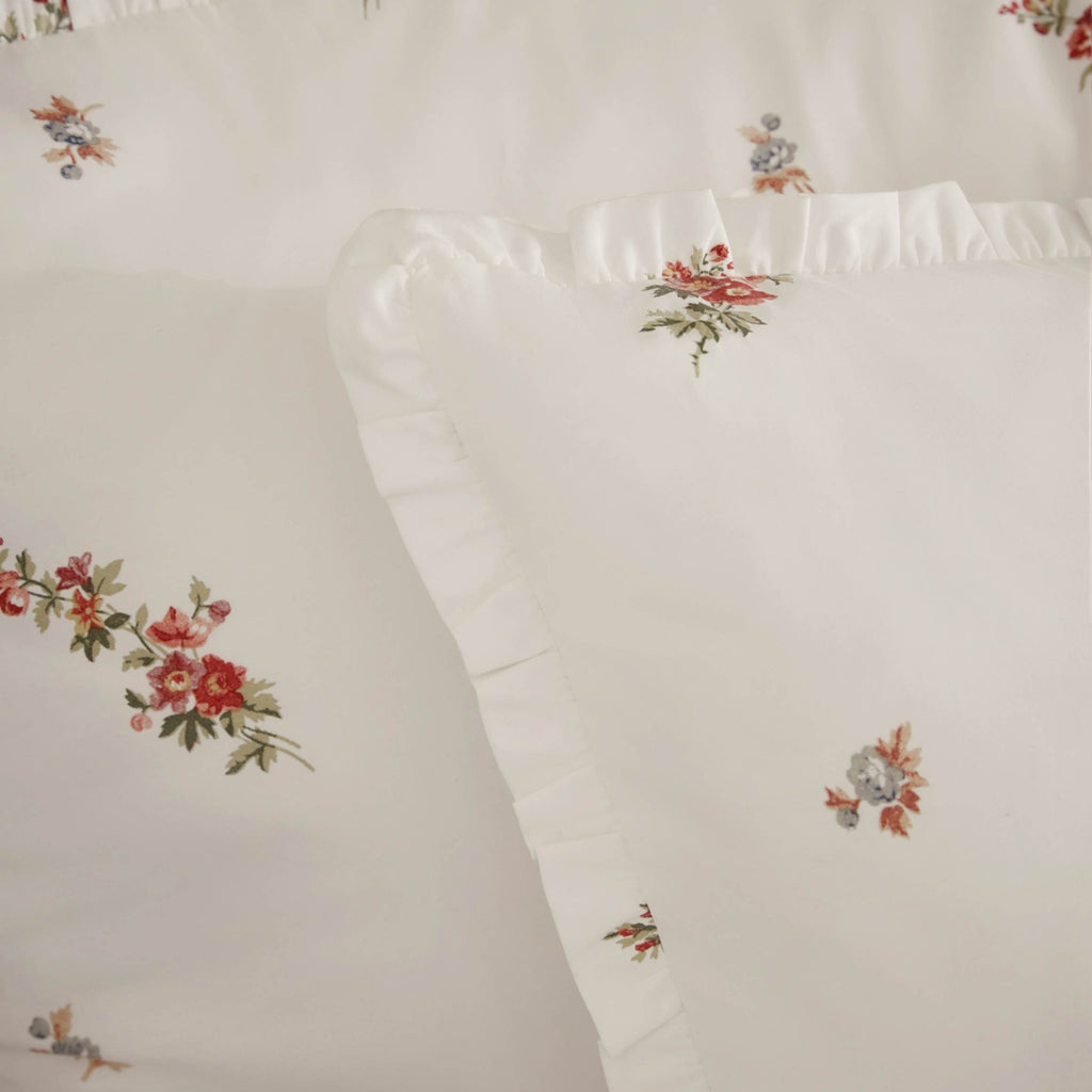 Elsie Bouquet Duvet Cover Set in Pale Cranberry