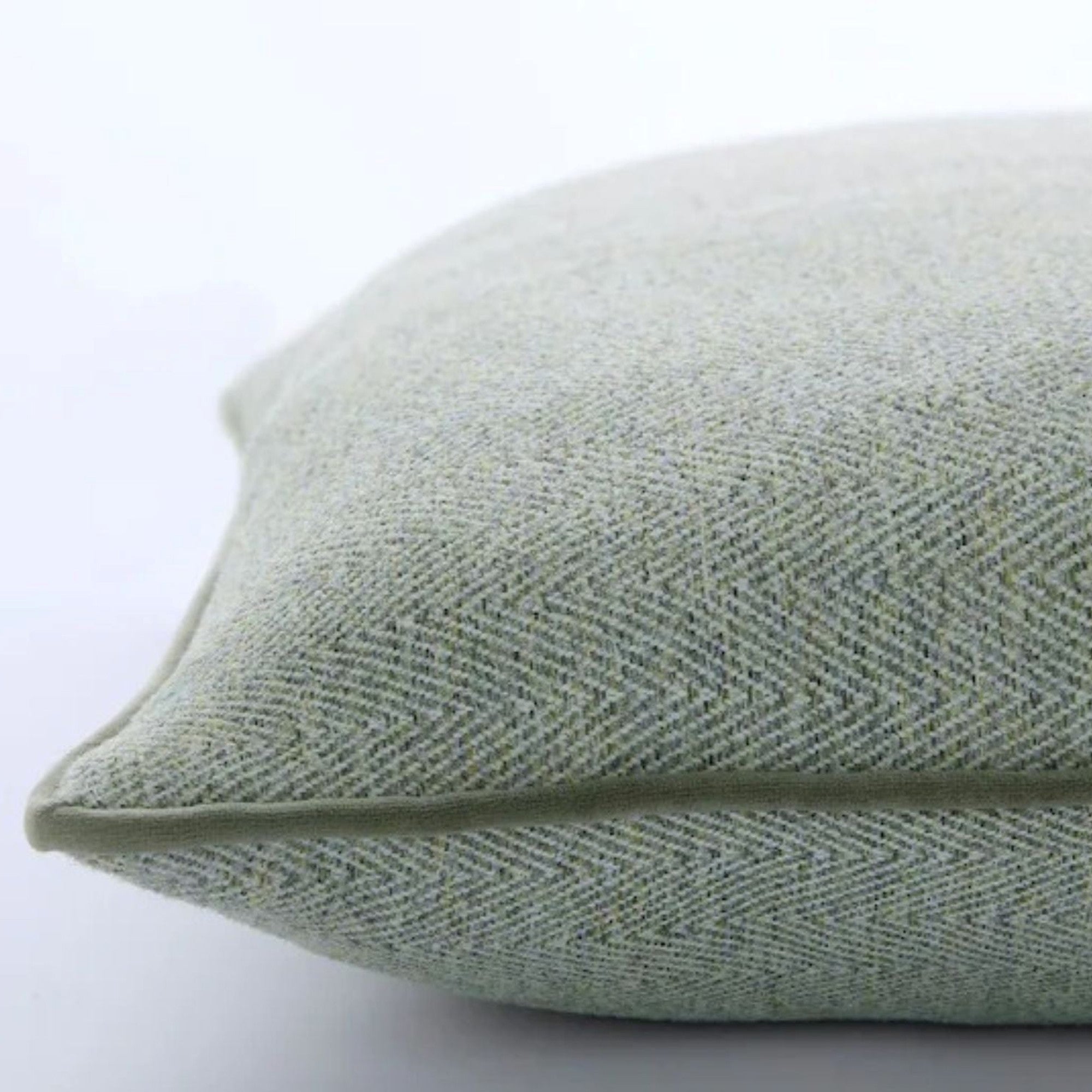 Milbourne Decorative Filled Cushion