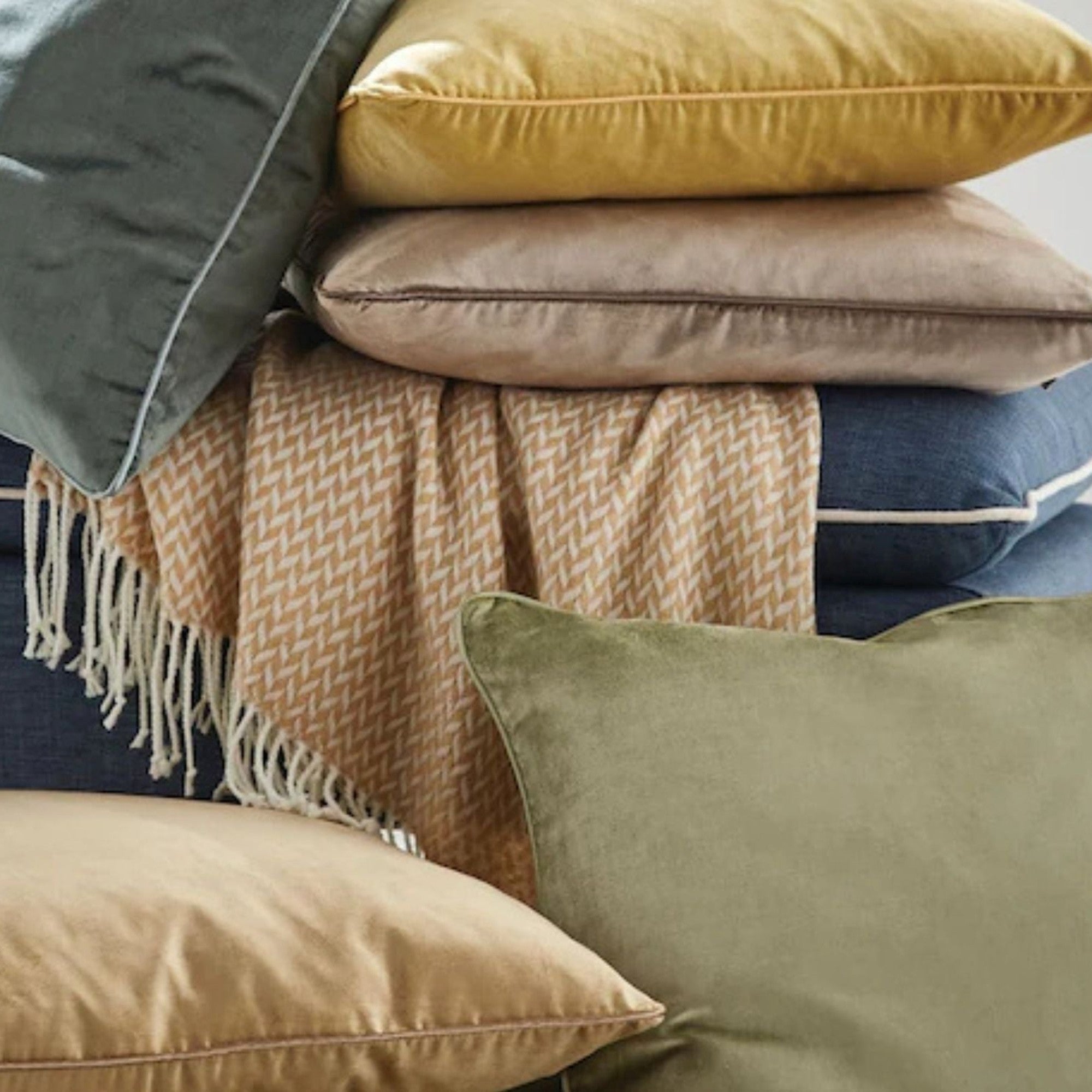 Nigella Decorative Filled Cushion - 50 x 50 cm