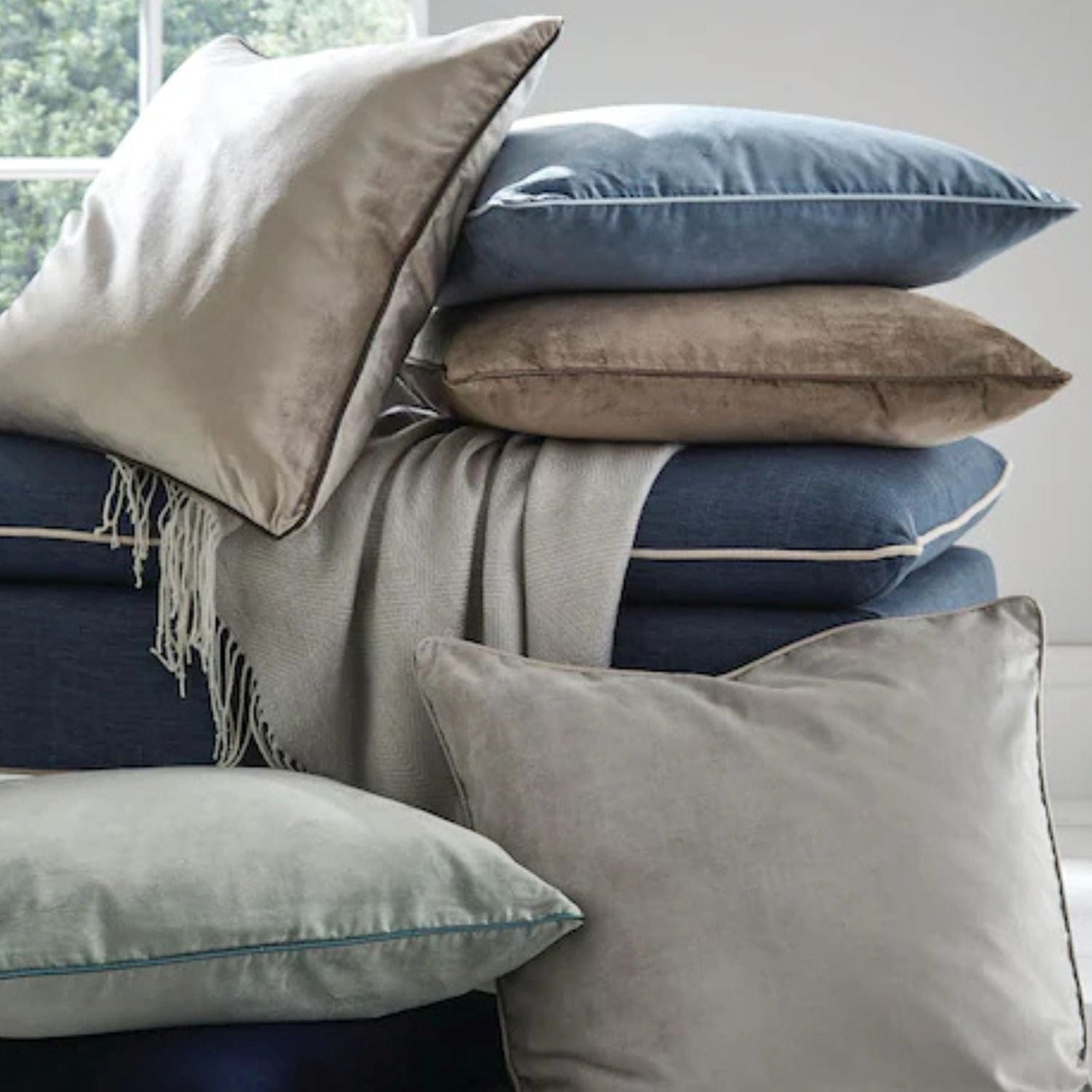 Nigella Decorative Filled Cushion - 50 x 50 cm