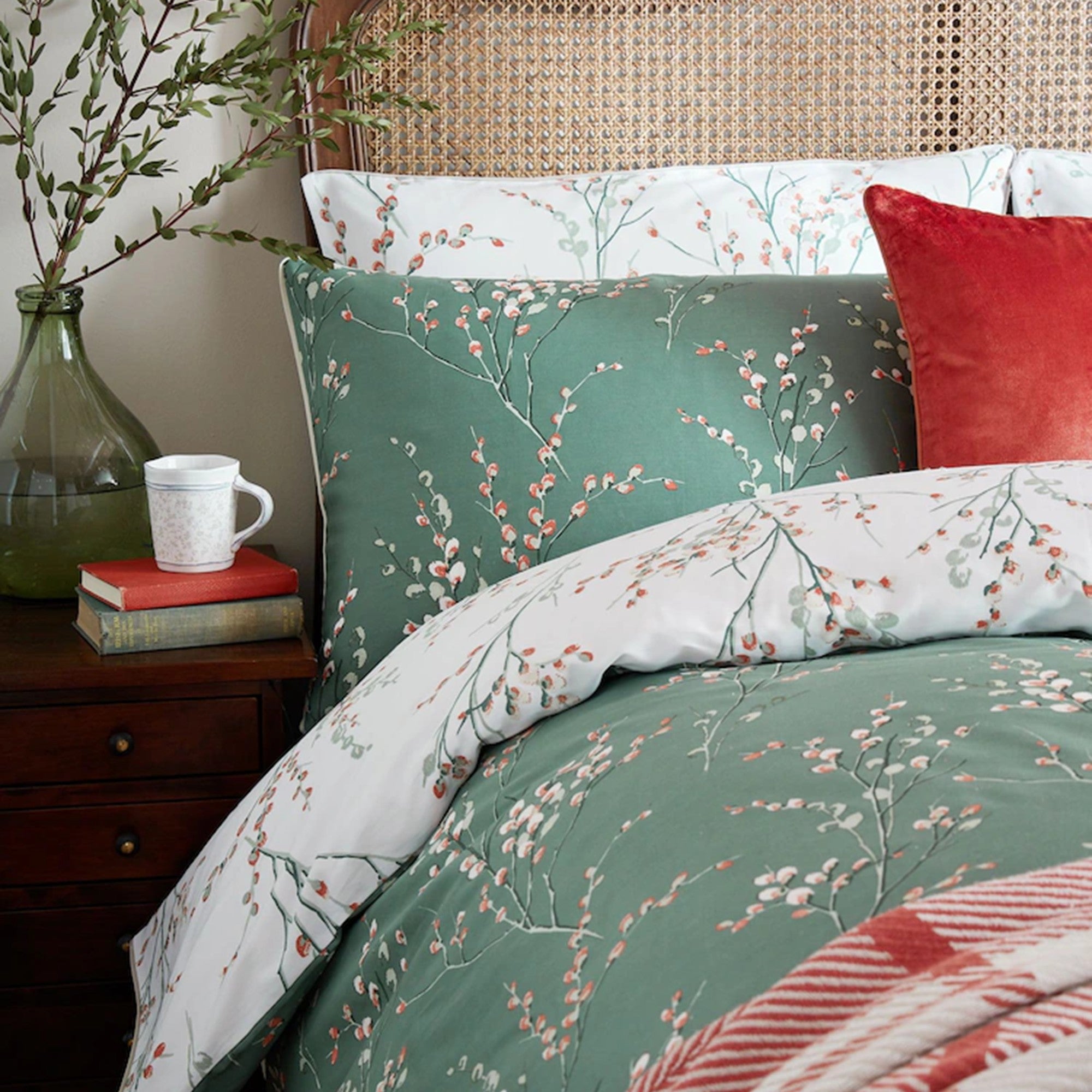 Pussy Willow Duvet Cover Set in Fern Green