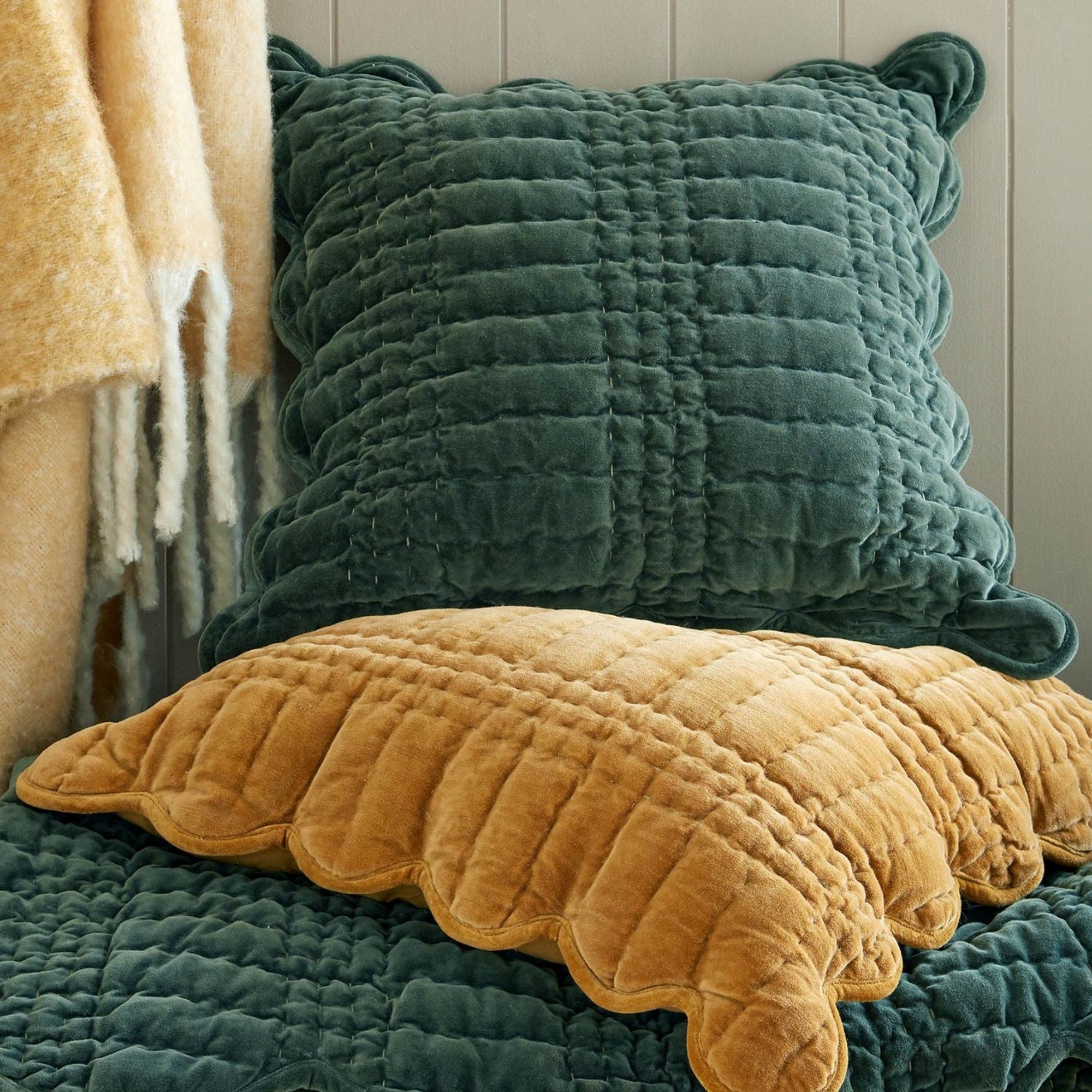 Scalloped Decorative Filled Cushion - 43 x 43 cm