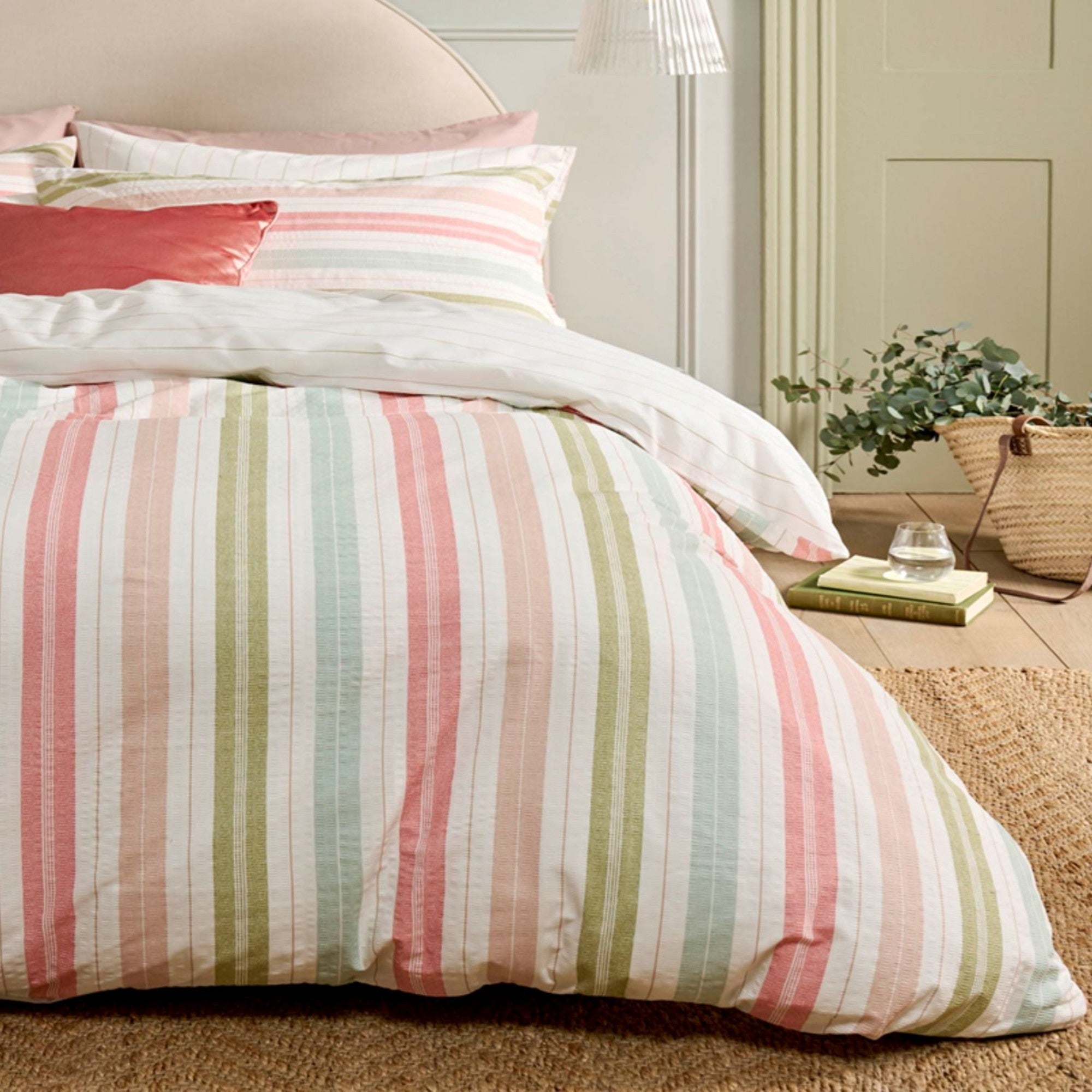Sophie Stripe Duvet Cover Set in Pink