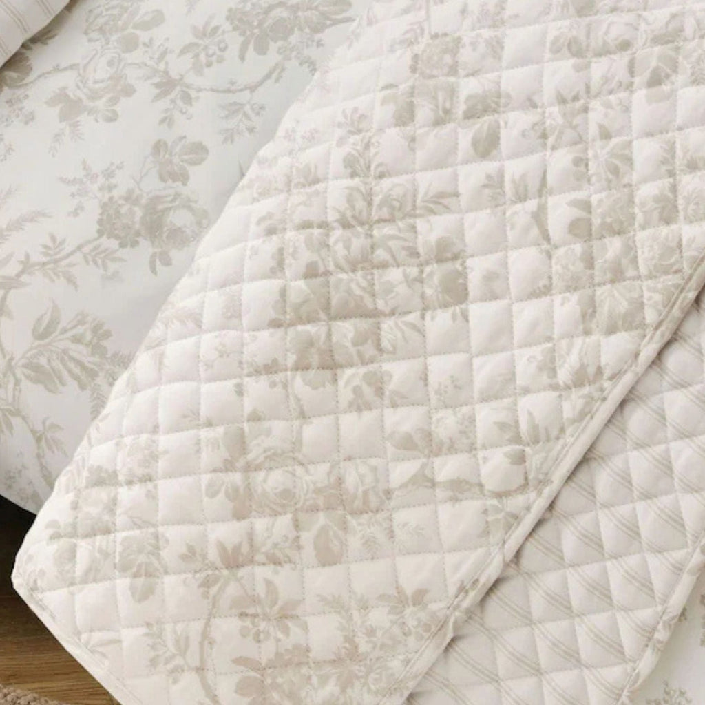Walled Garden Quilted Bedspread in Dove Grey