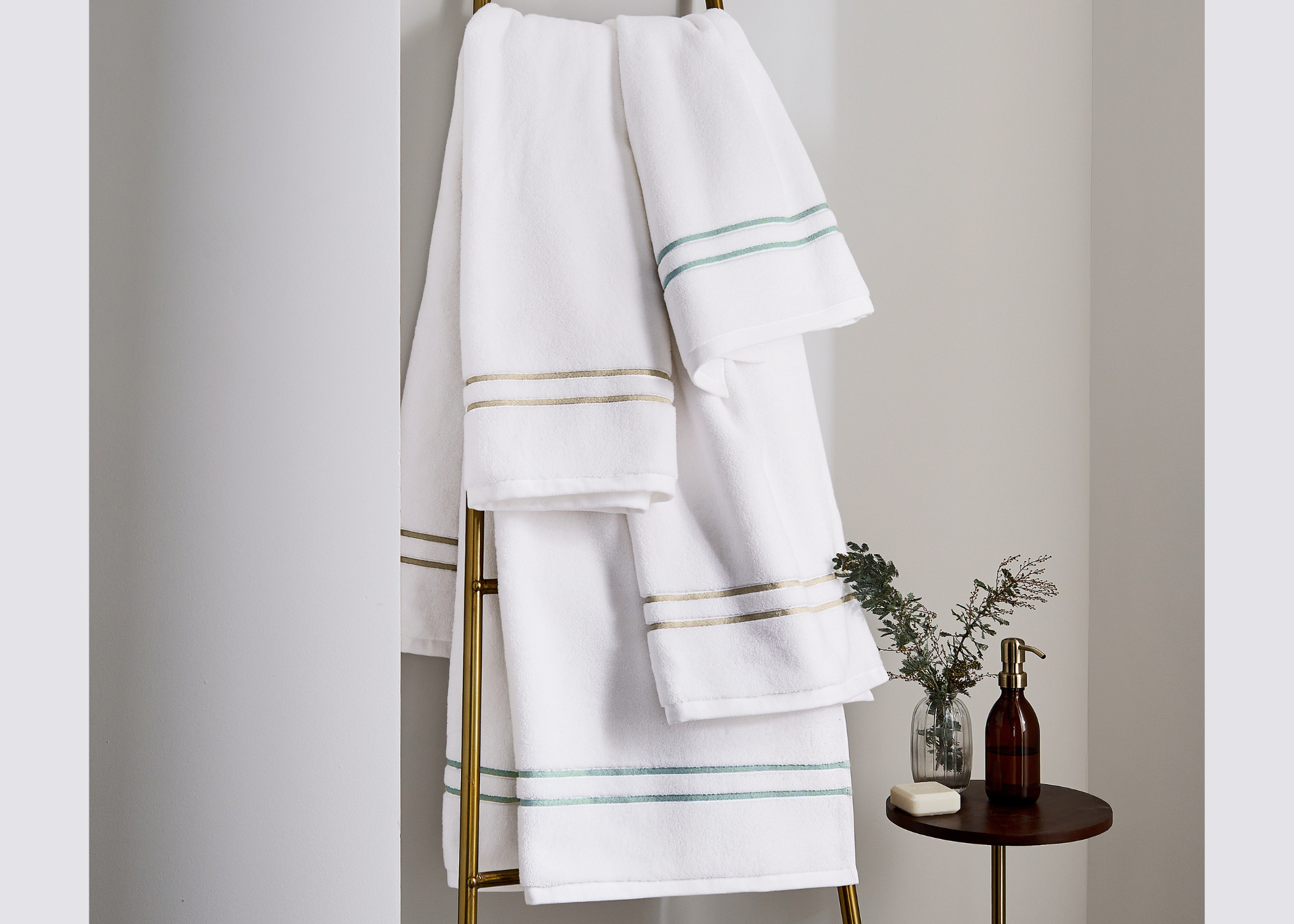 Bedeck of Belfast "Murano" Bath Towels in White/Truffle
