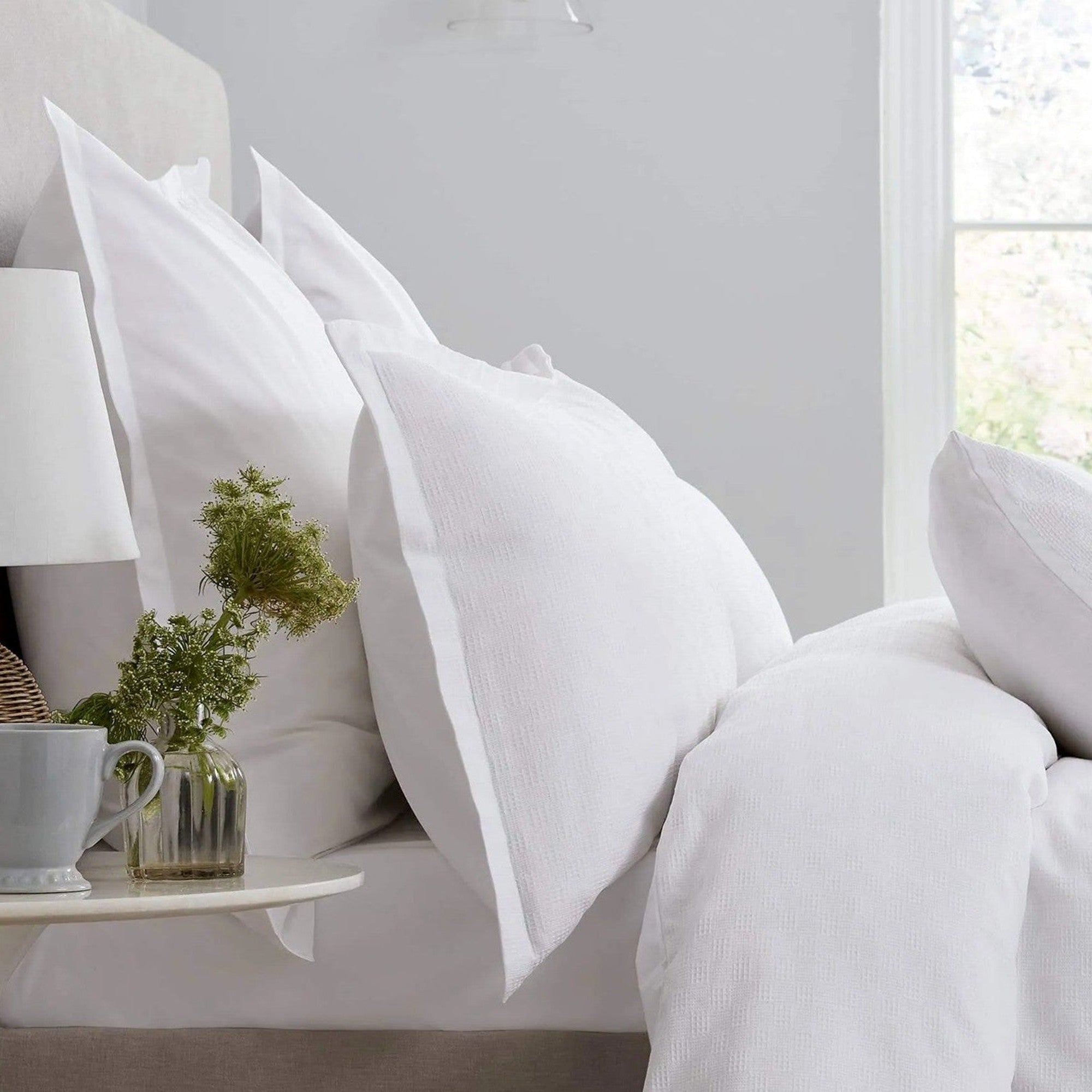 Murmur Ari Pillowcase in White